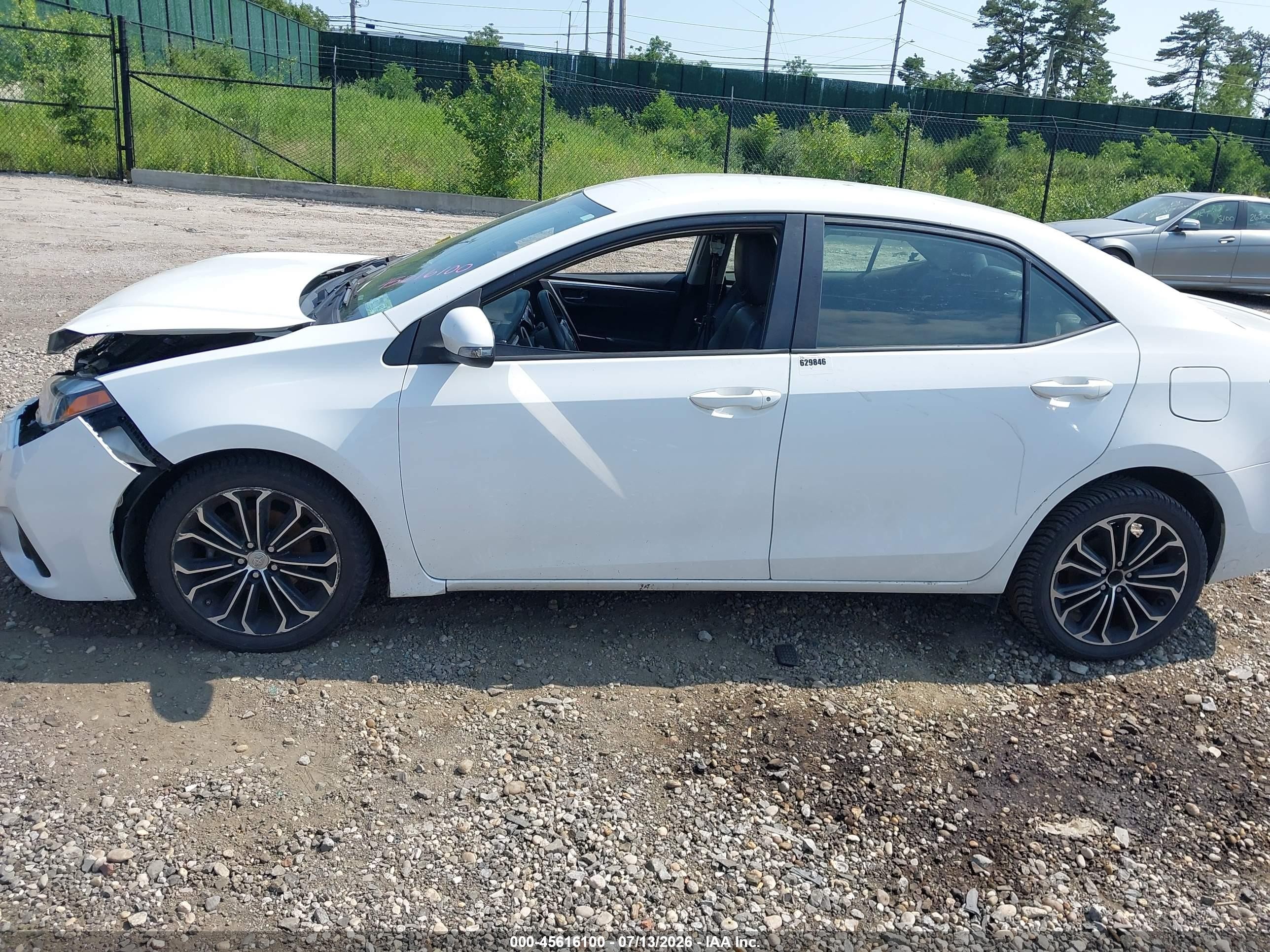 2014 Toyota Corolla S Plus White vin: 2T1BURHE0EC031036