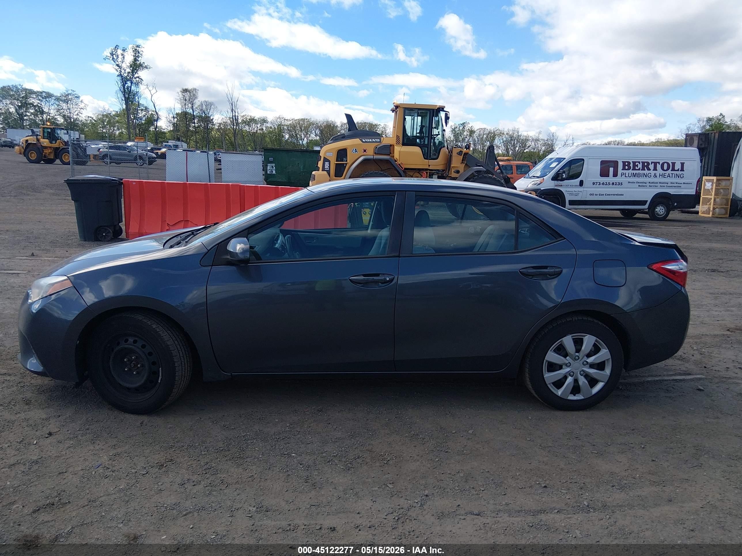 2014 Toyota Corolla Le Blue vin: 2T1BURHE0EC038004