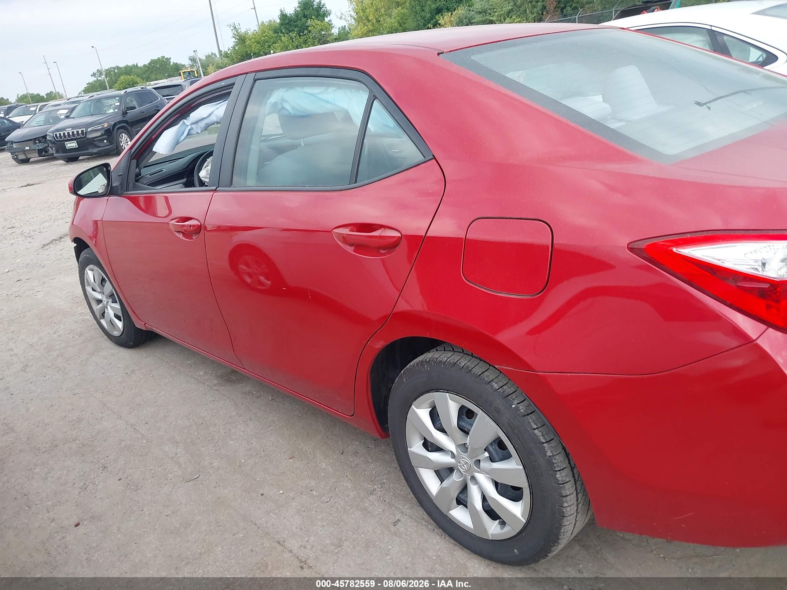 2014 Toyota Corolla Le Red vin: 2T1BURHE0EC060536