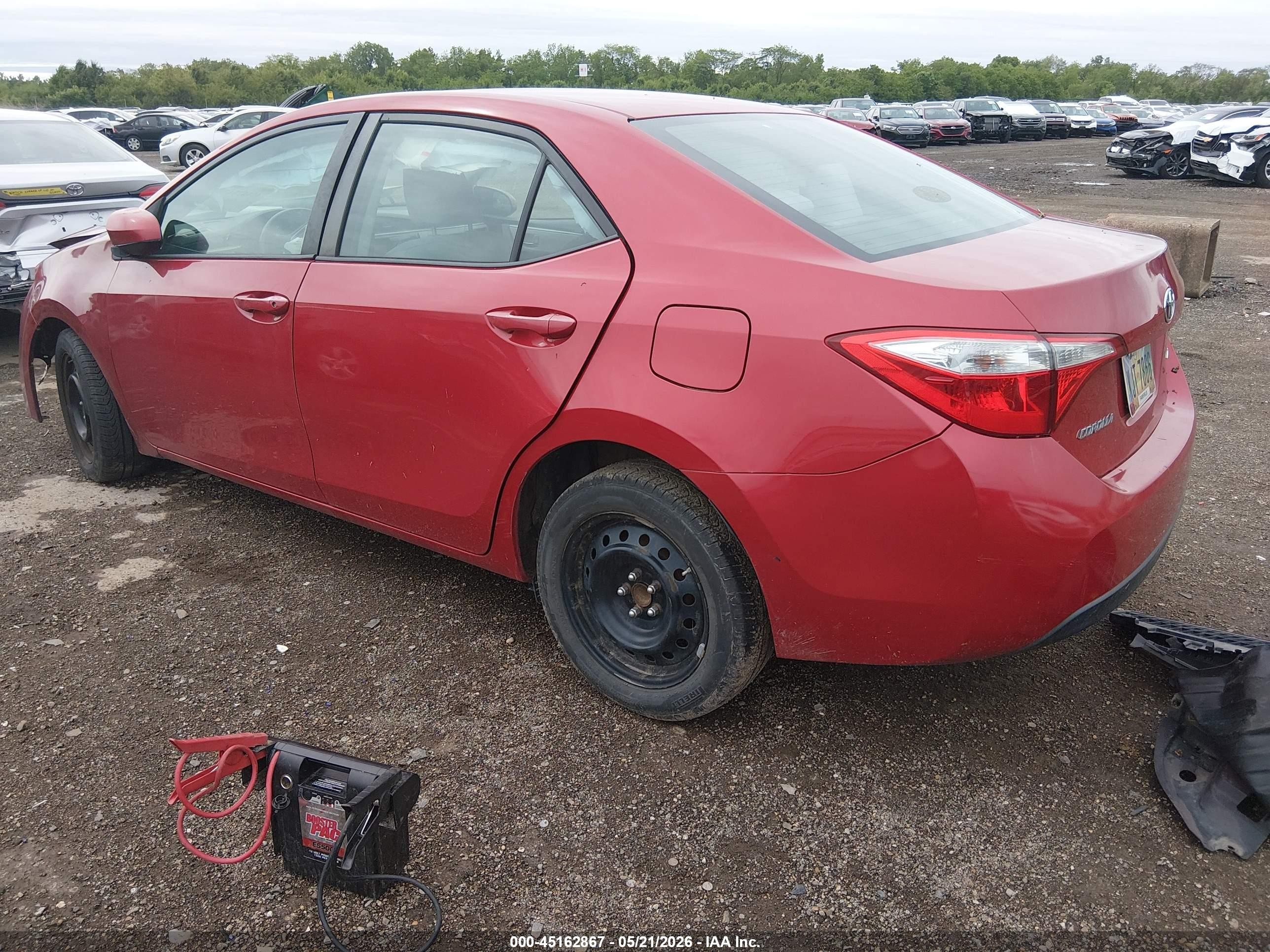 2014 Toyota Corolla Le Red vin: 2T1BURHE0EC075022