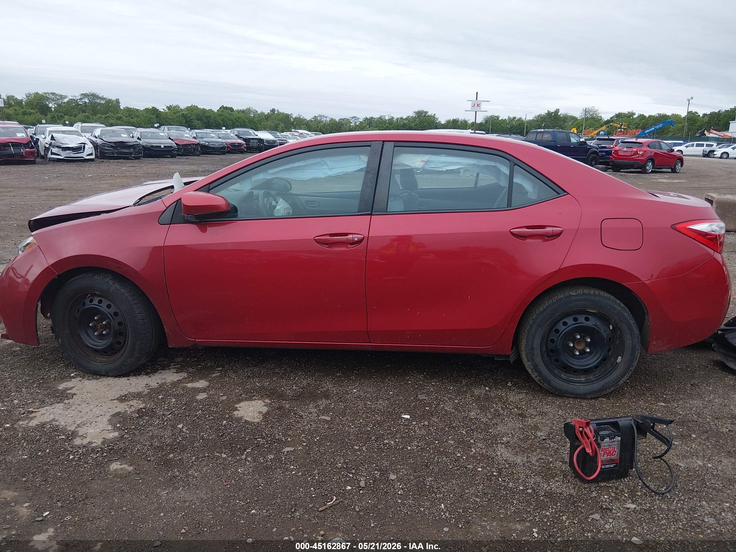 2014 Toyota Corolla Le Red vin: 2T1BURHE0EC075022