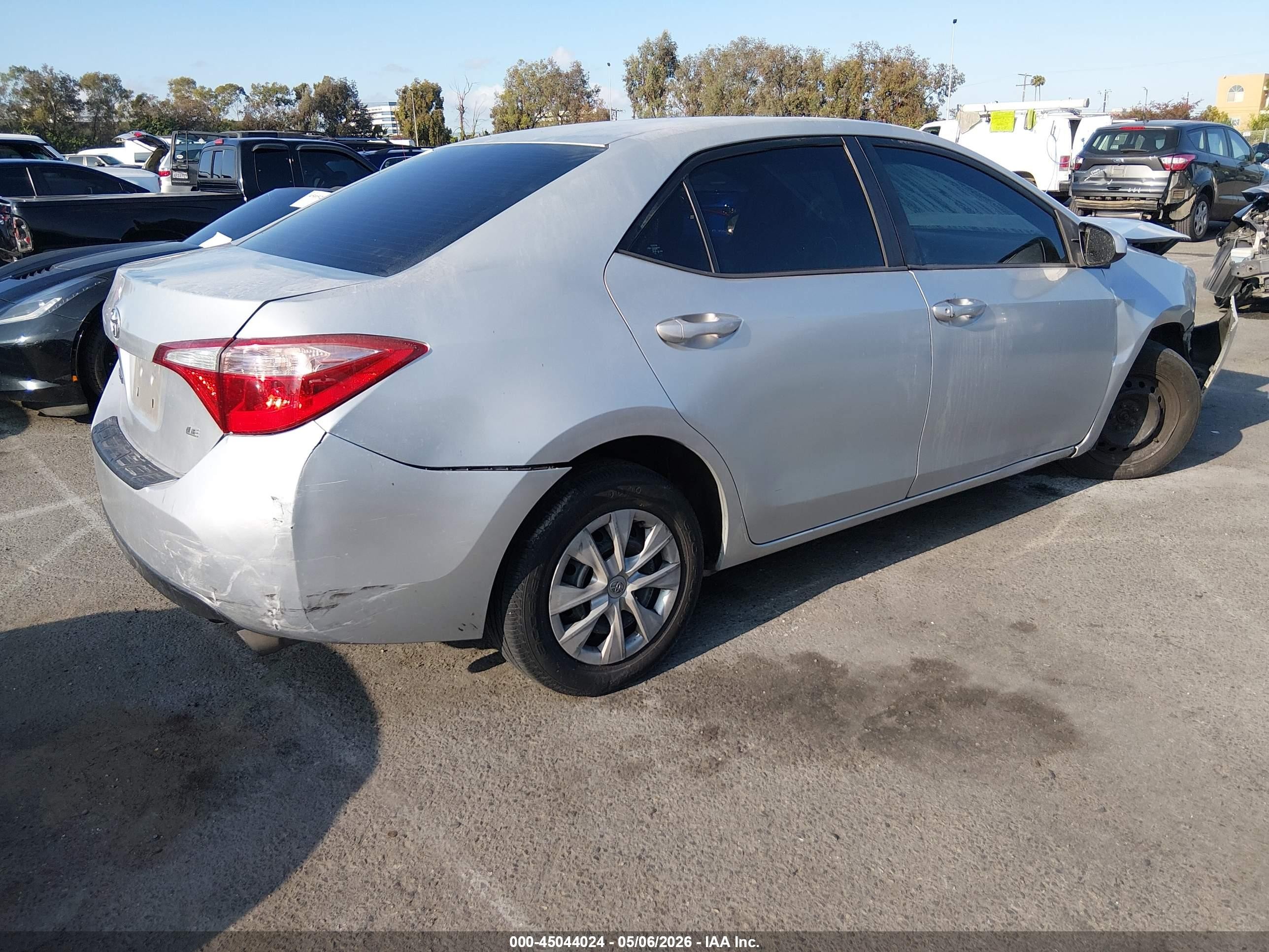 2014 Toyota Corolla L Silver vin: 2T1BURHE0EC082343