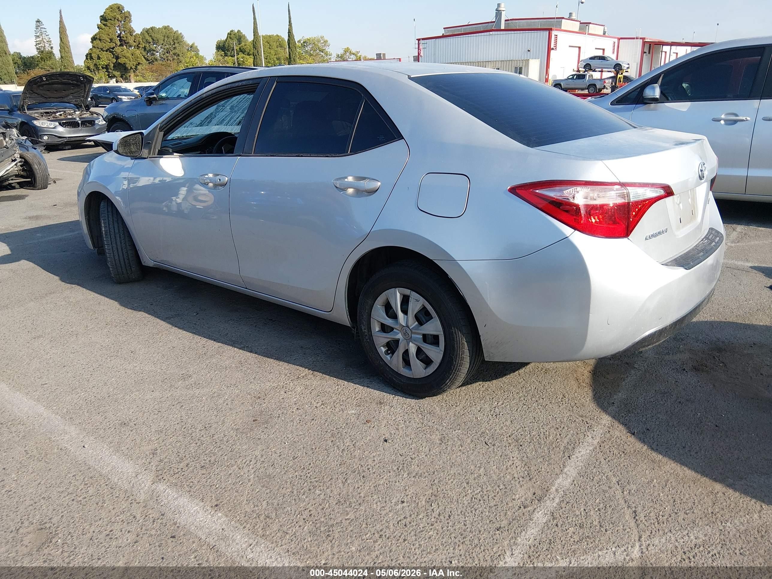 2014 Toyota Corolla L Silver vin: 2T1BURHE0EC082343