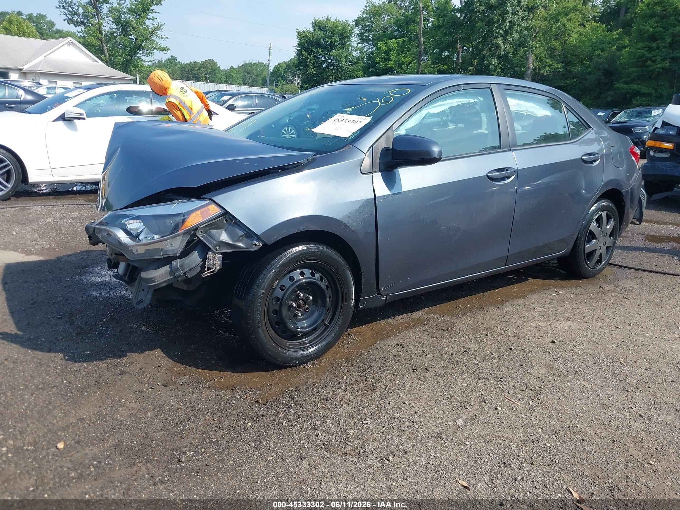 2014 Toyota Corolla Le Blue vin: 2T1BURHE0EC093780