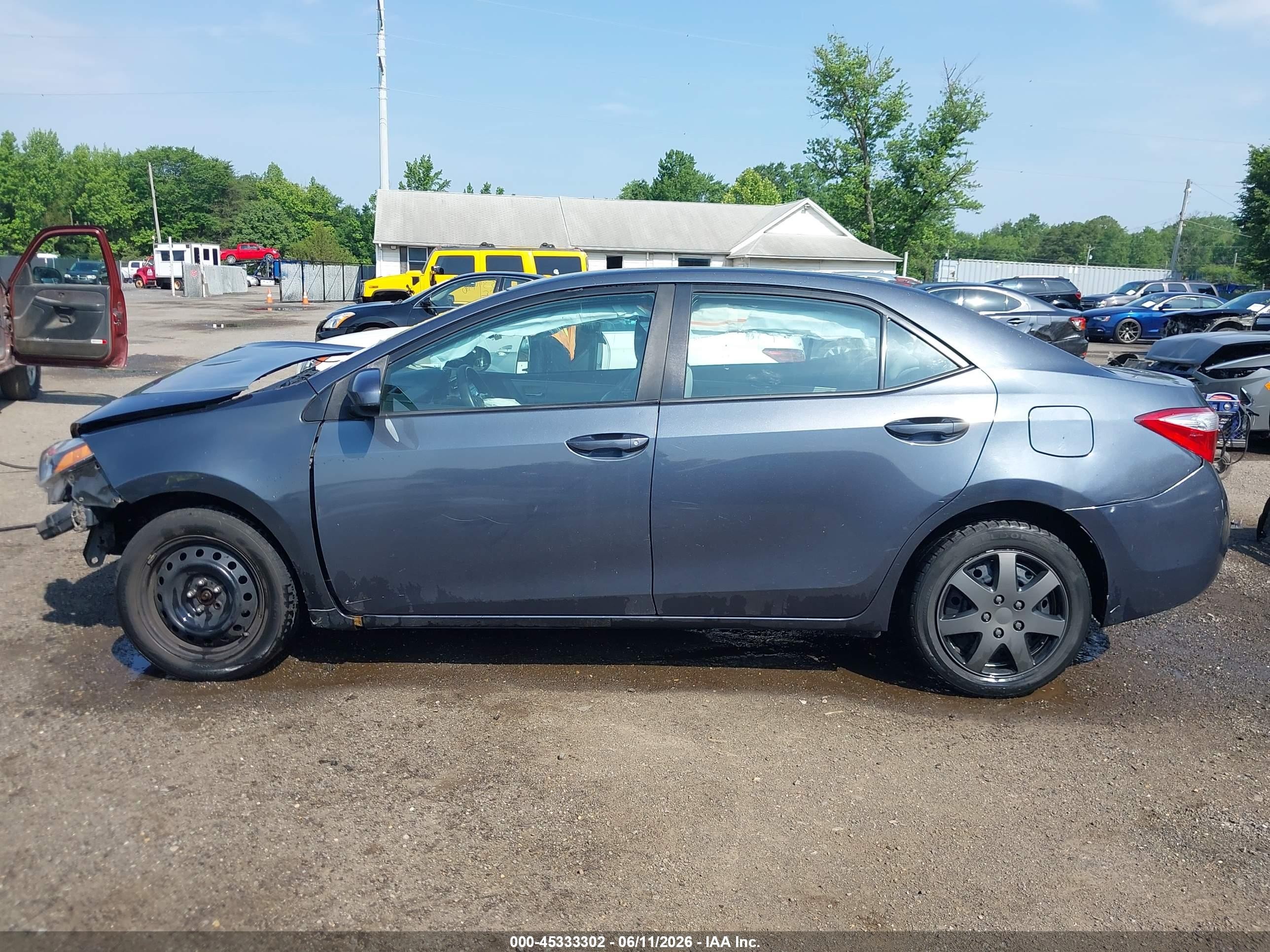 2014 Toyota Corolla Le Blue vin: 2T1BURHE0EC093780