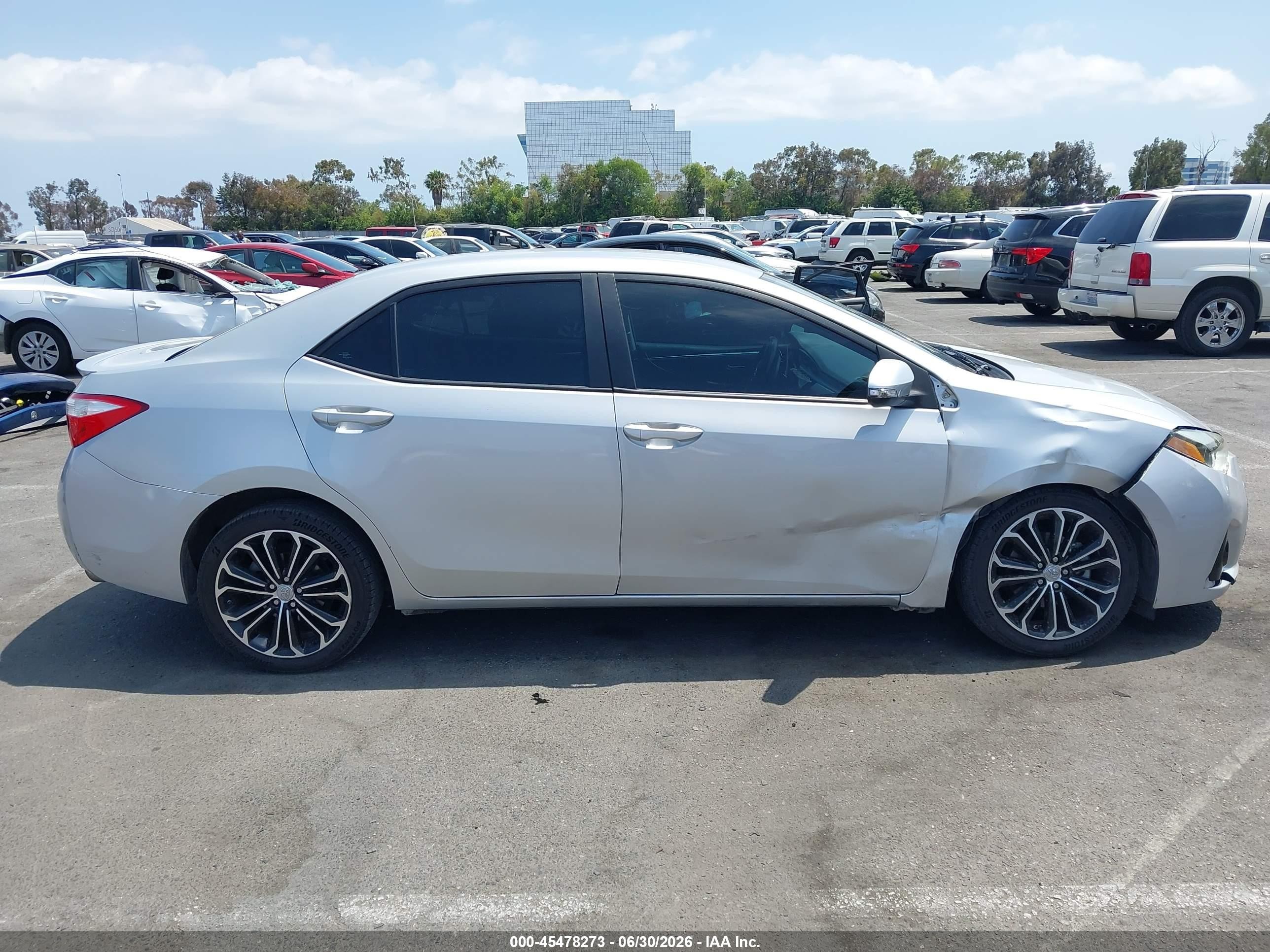 2014 Toyota Corolla S Plus Silver vin: 2T1BURHE0EC096176