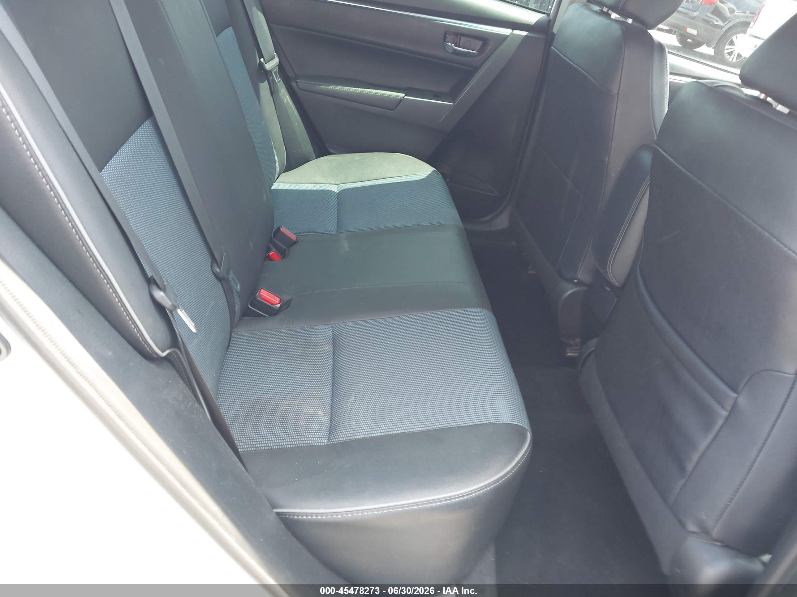 2014 Toyota Corolla S Plus Silver vin: 2T1BURHE0EC096176
