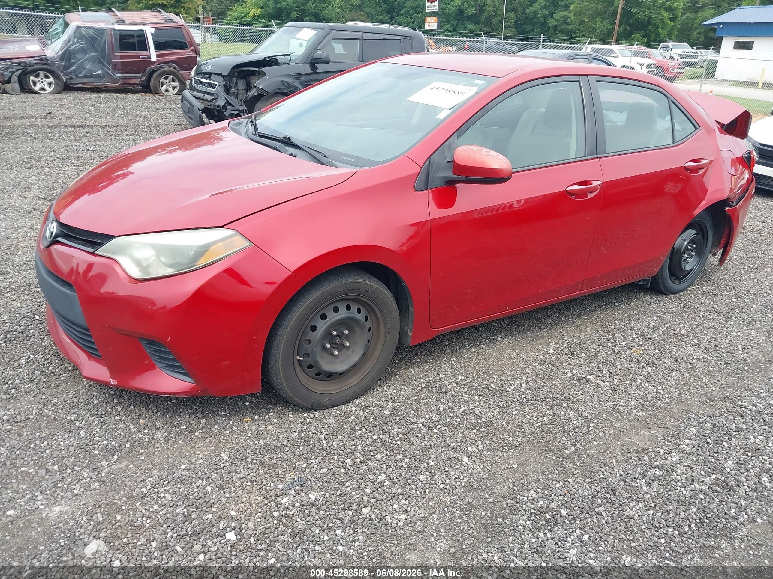 2014 Toyota Corolla Le Red vin: 2T1BURHE0EC109508