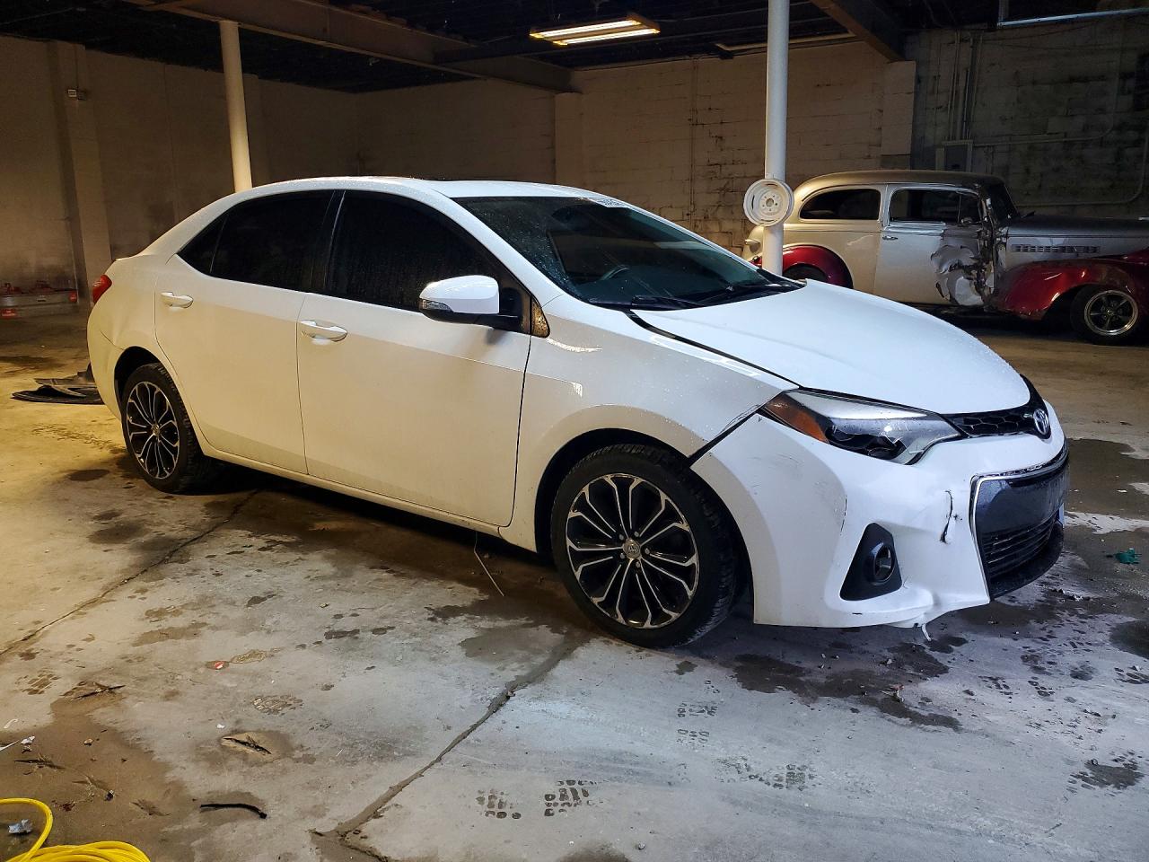 2014 Toyota Corolla S Plus White vin: 2T1BURHE0EC124297