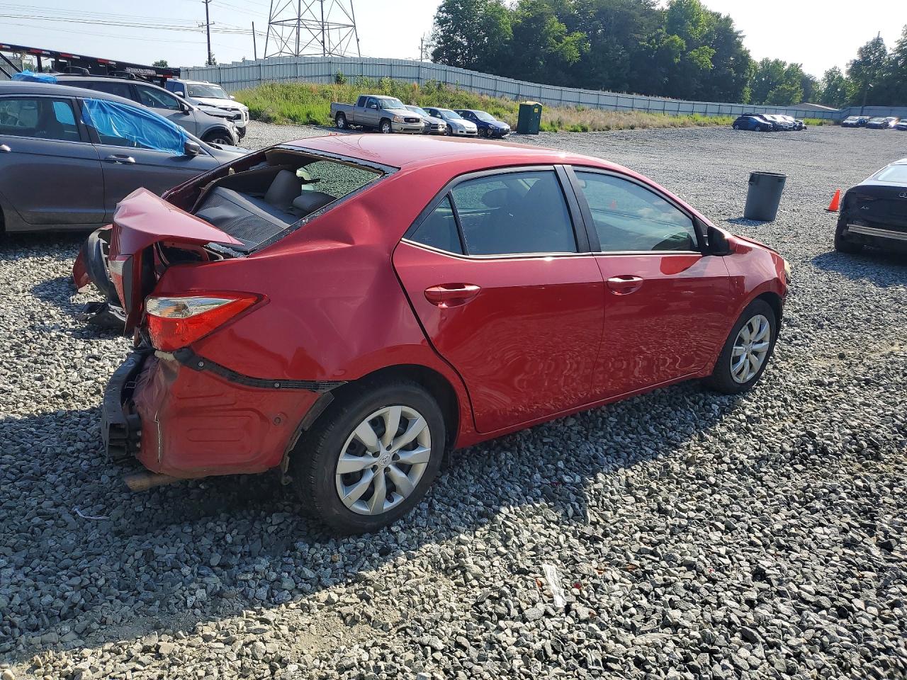 2014 Toyota Corolla Le Red vin: 2T1BURHE0EC151354