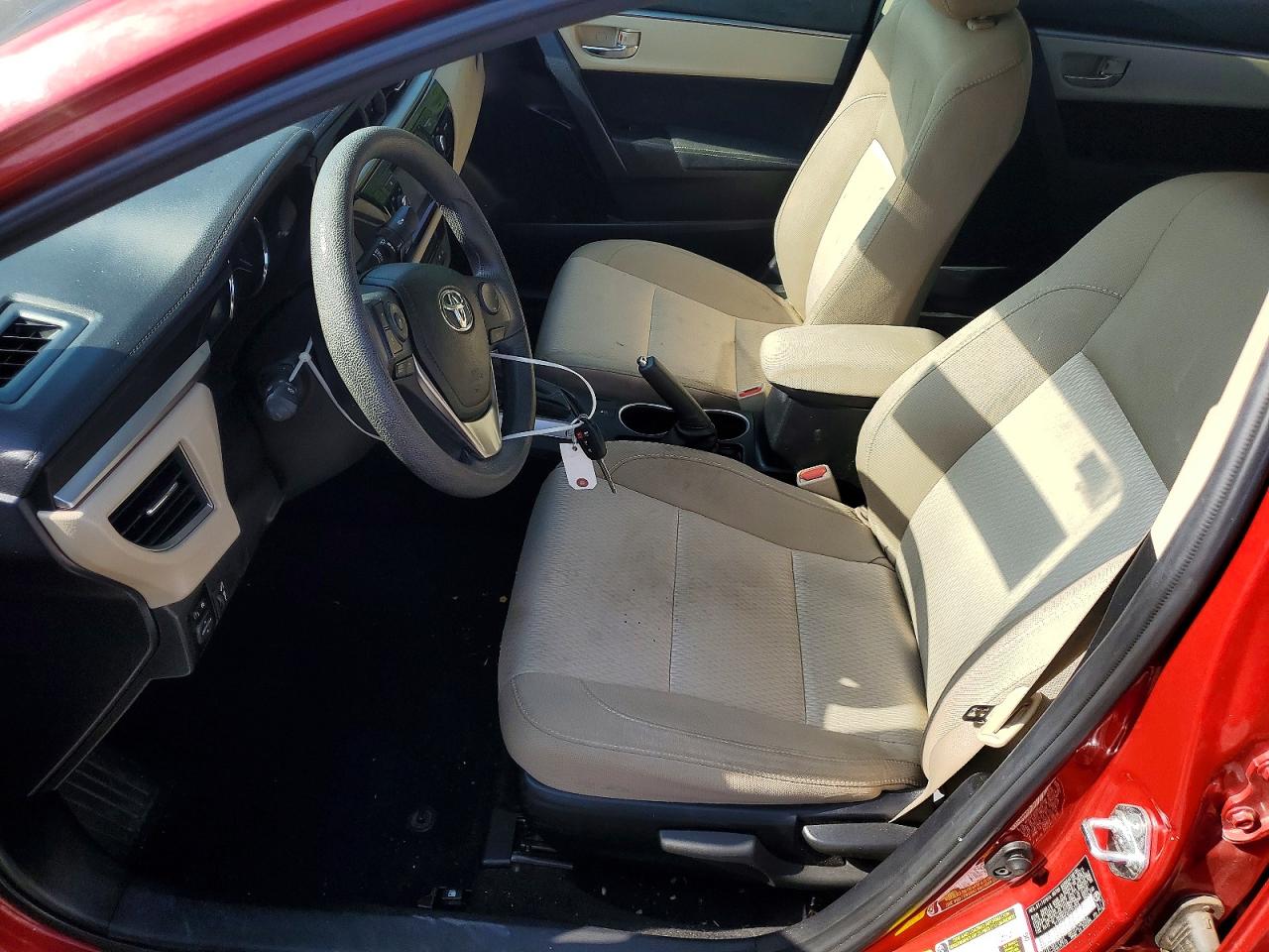 2014 Toyota Corolla Le Red vin: 2T1BURHE0EC151354