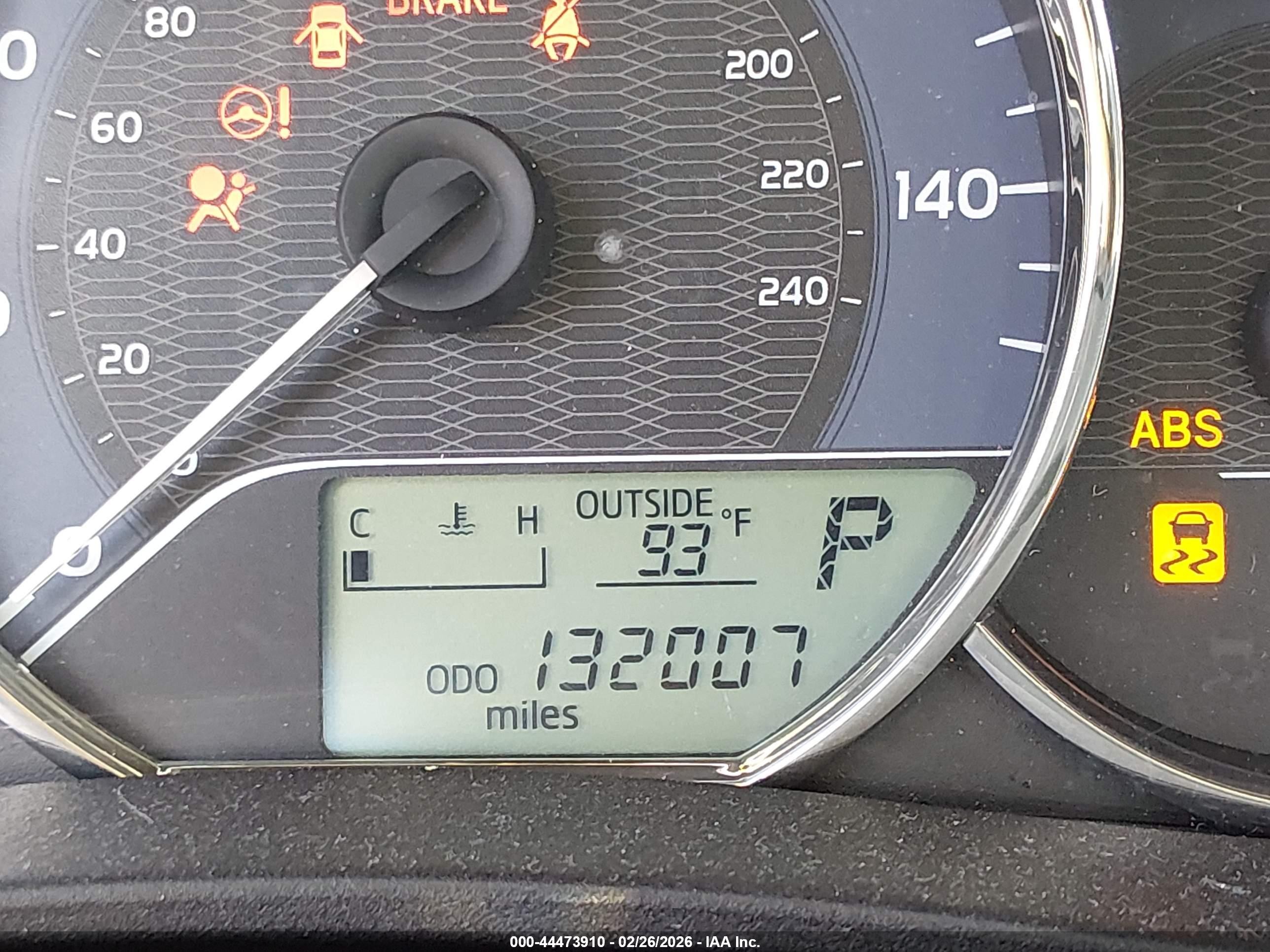 2014 Toyota Corolla Le Red vin: 2T1BURHE0EC152553