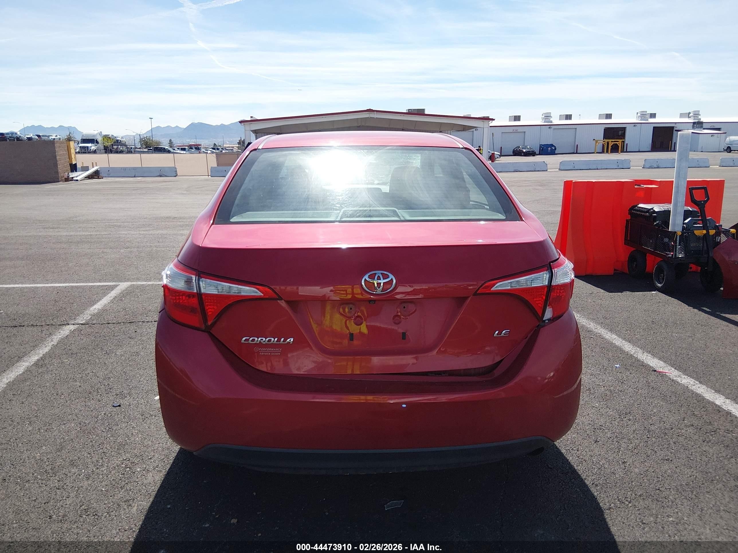 2014 Toyota Corolla Le Red vin: 2T1BURHE0EC152553