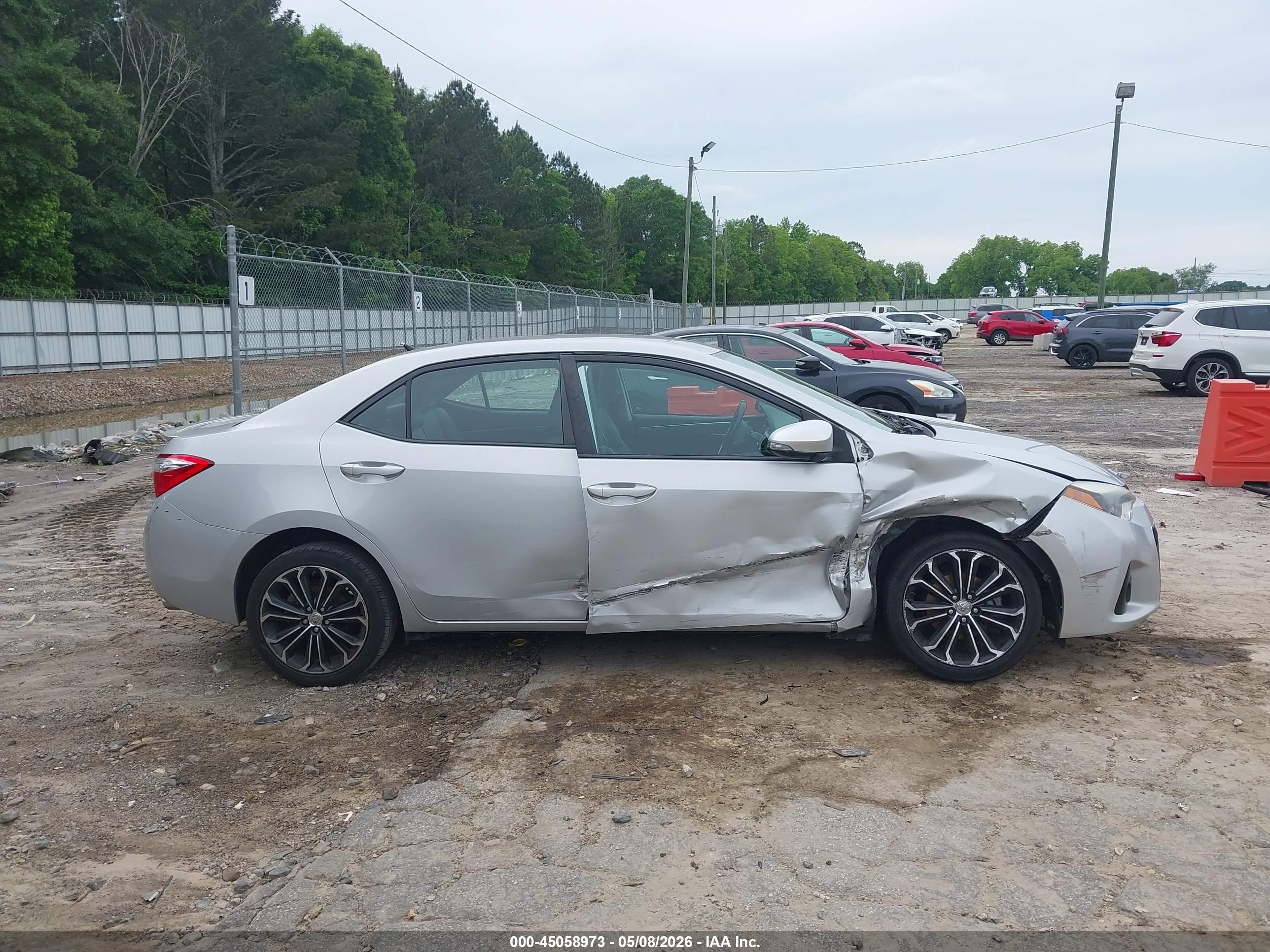 2014 Toyota Corolla S Plus Silver vin: 2T1BURHE0EC174973