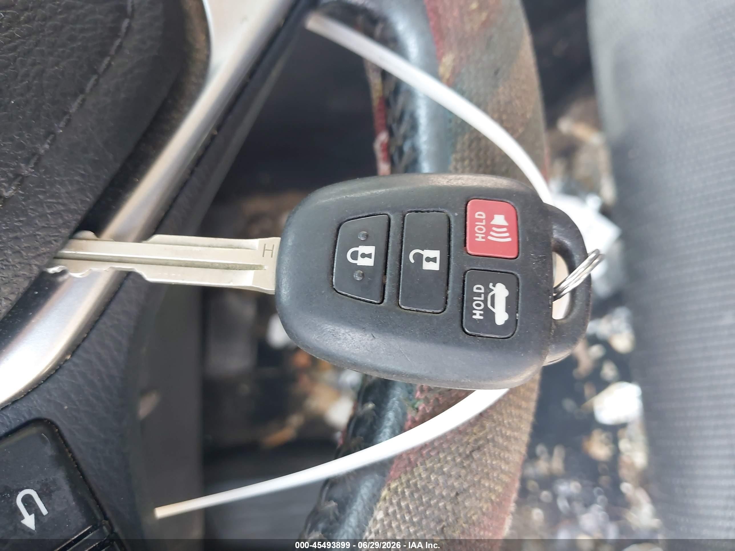 2014 Toyota Corolla S Plus Blue vin: 2T1BURHE0EC197718