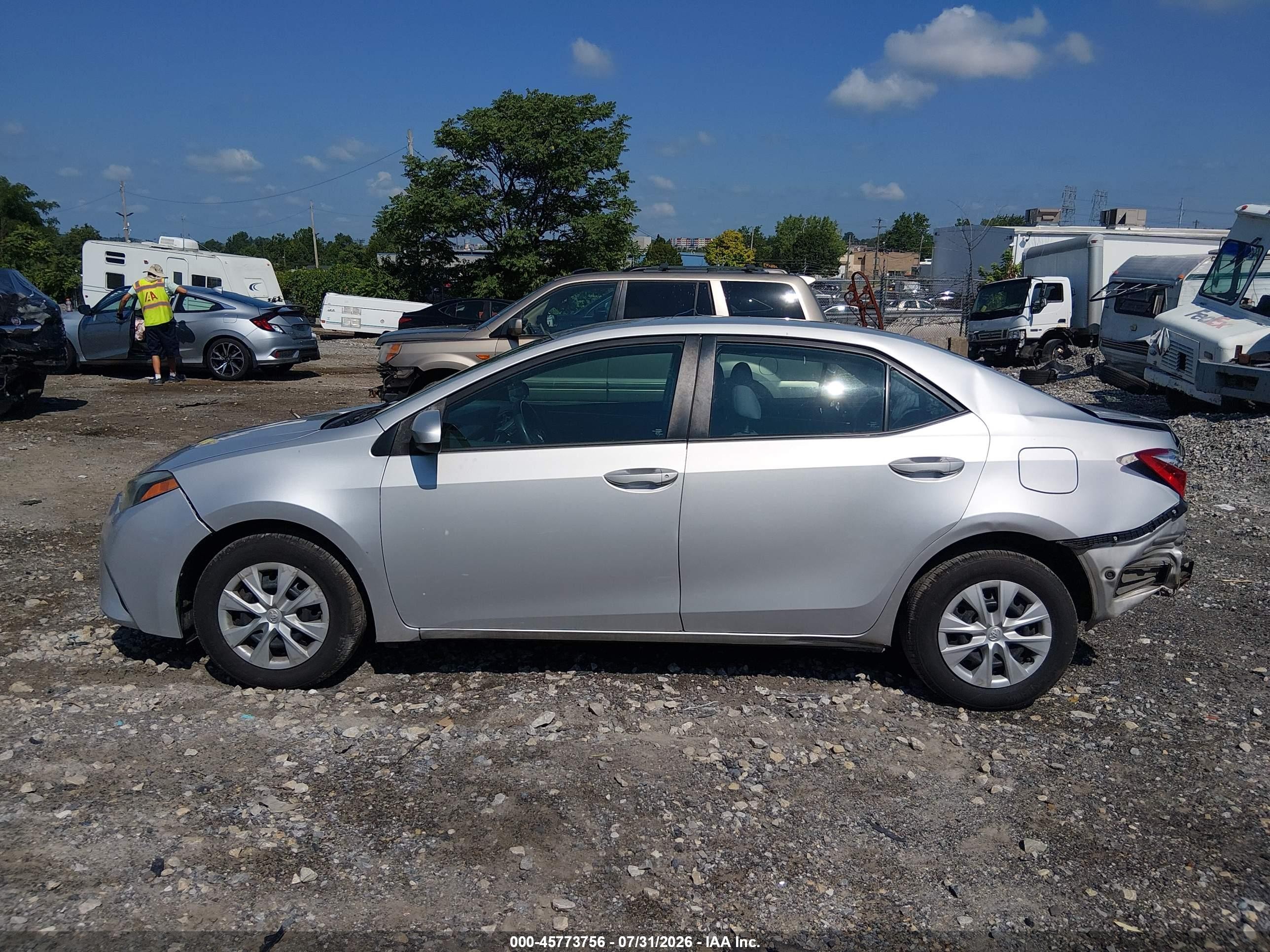 2014 Toyota Corolla L Серебряный vin: 2T1BURHE0EC201850