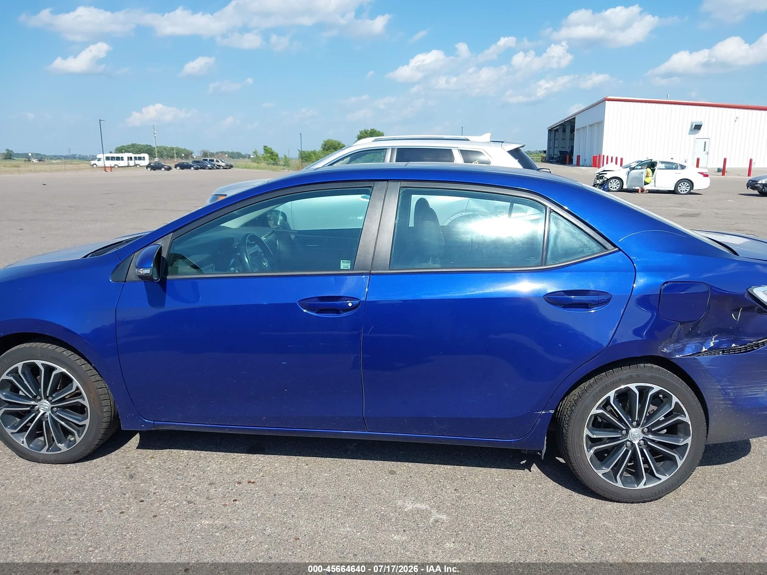 2014 Toyota Corolla S Plus Blue vin: 2T1BURHE0EC211763
