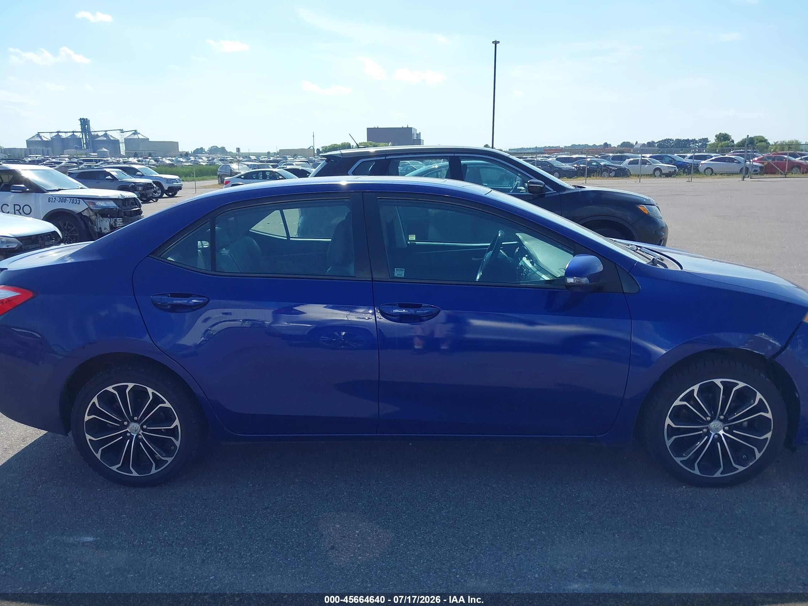 2014 Toyota Corolla S Plus Blue vin: 2T1BURHE0EC211763