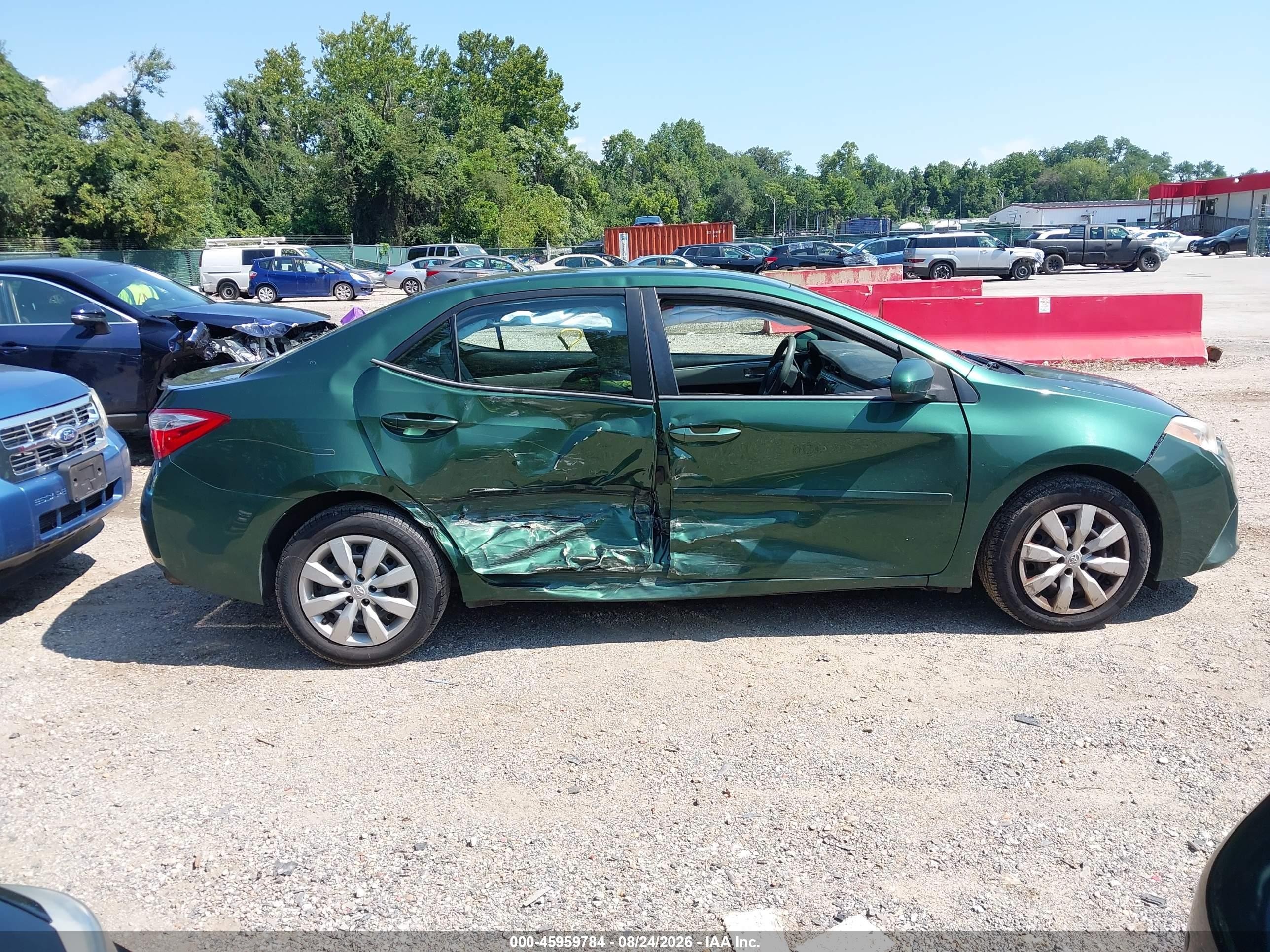 2014 Toyota Corolla Le Green vin: 2T1BURHE0EC228143