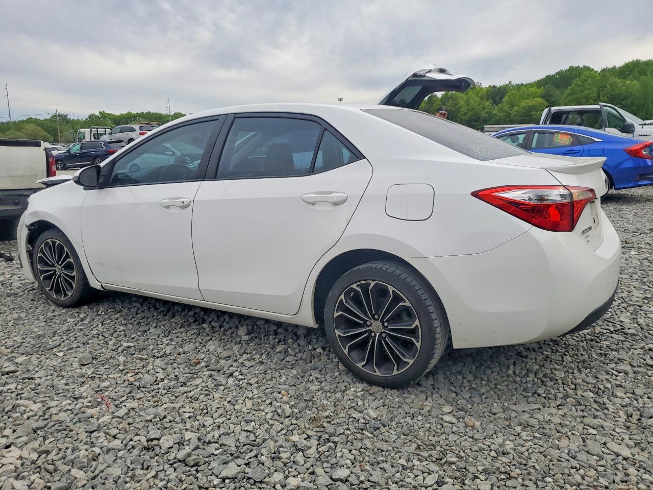 2015 Toyota Corolla S Plus White vin: 2T1BURHE0FC250502