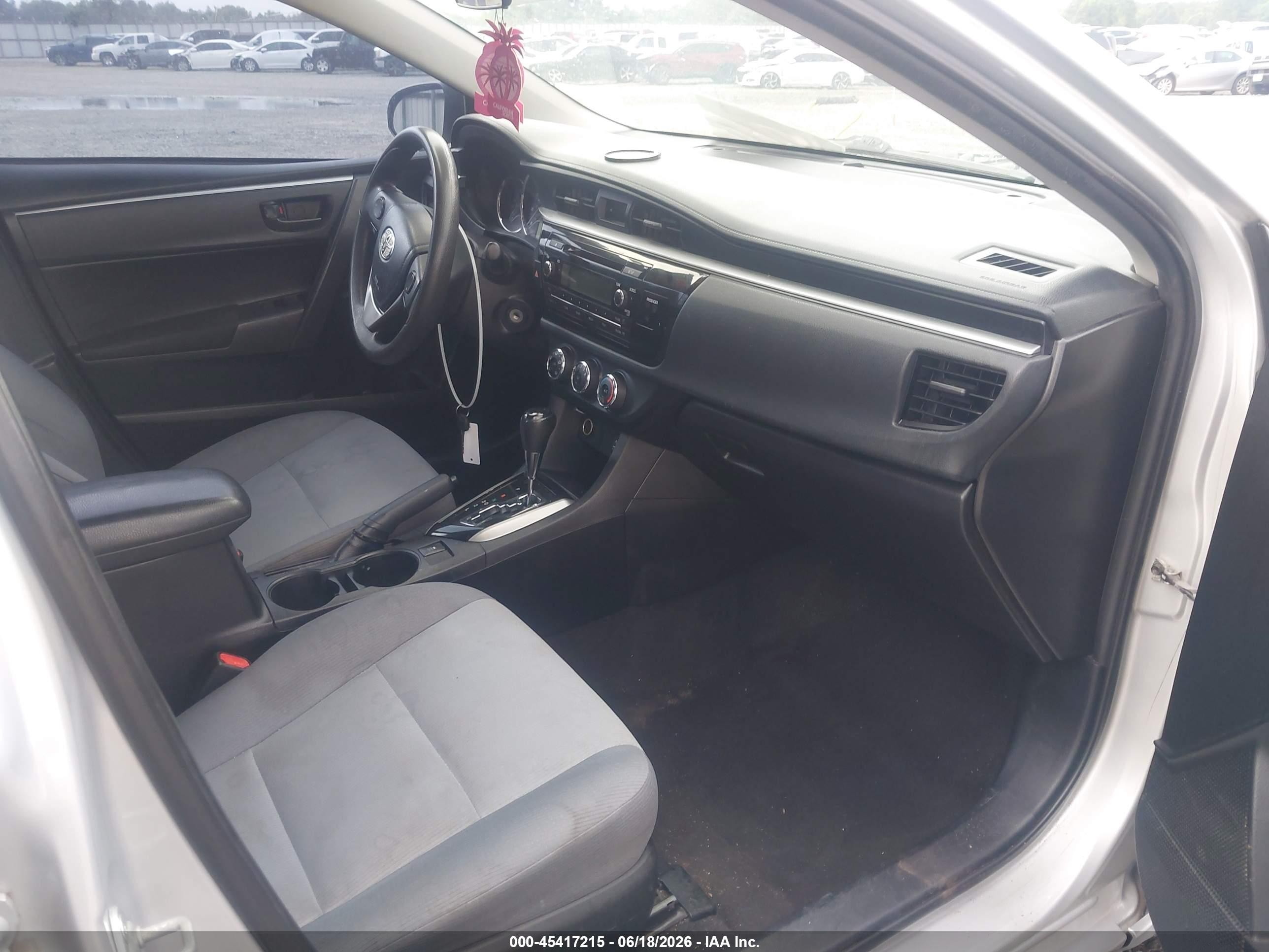 2015 Toyota Corolla L Silver vin: 2T1BURHE0FC255179
