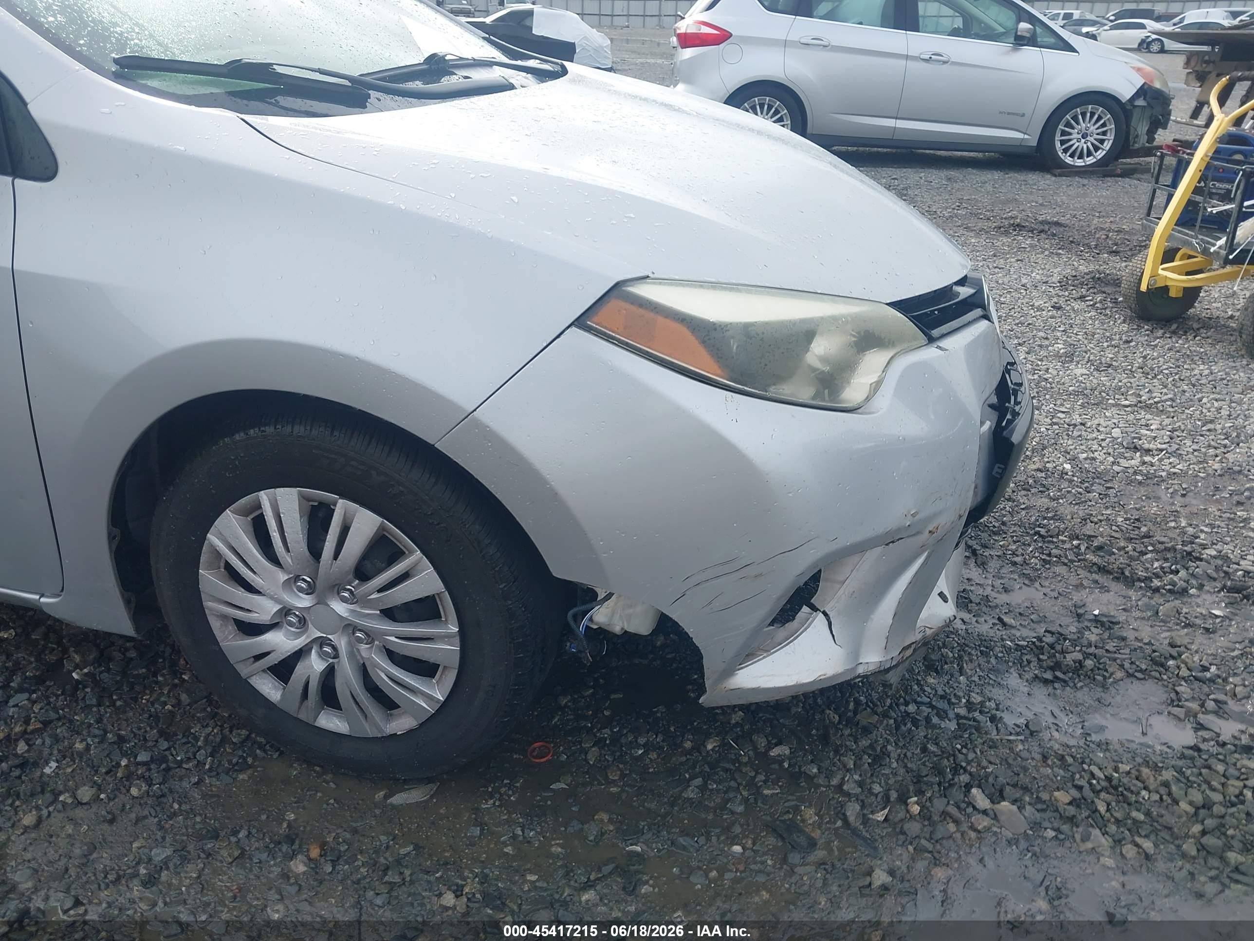 2015 Toyota Corolla L Silver vin: 2T1BURHE0FC255179
