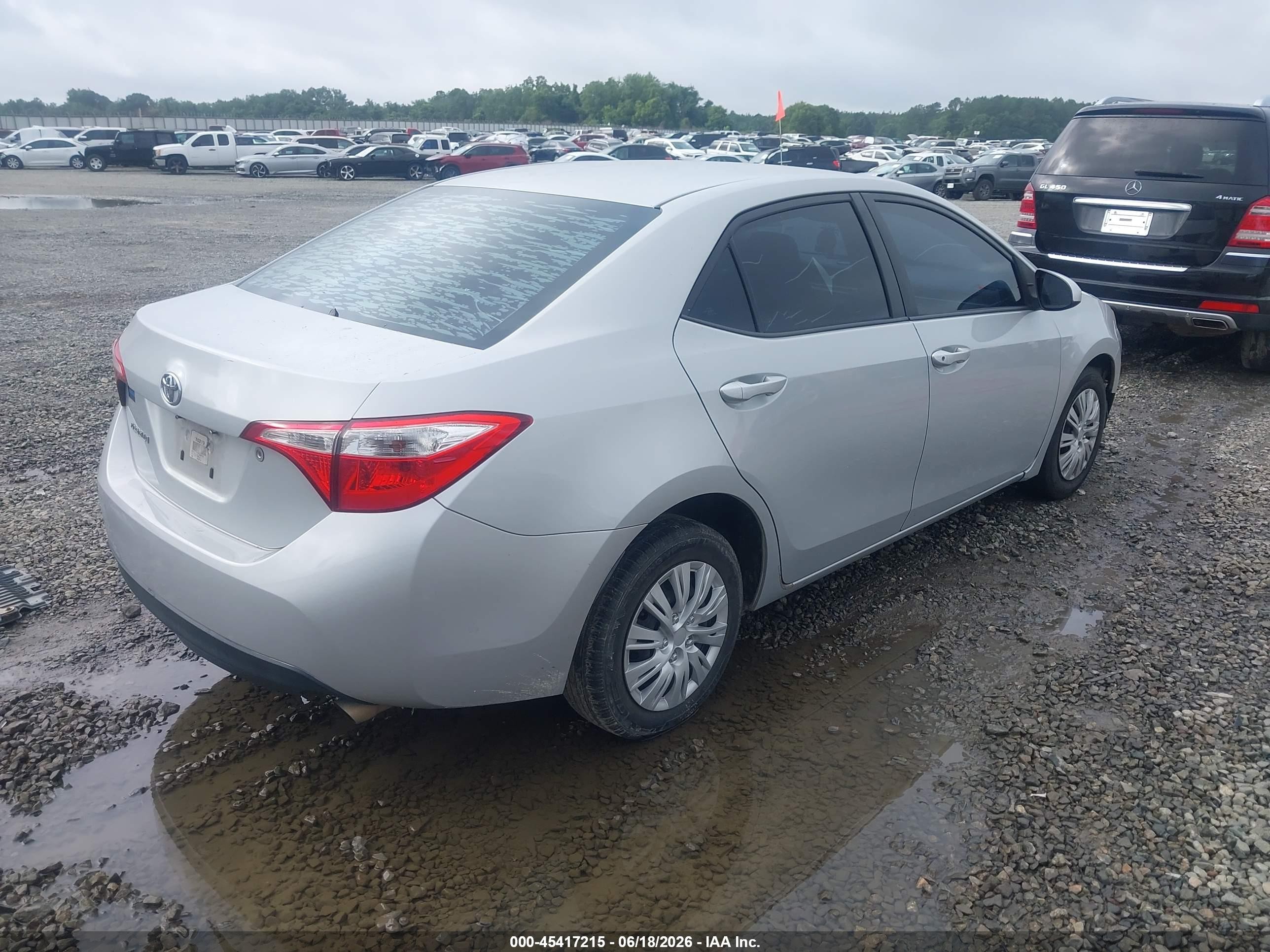 2015 Toyota Corolla L Silver vin: 2T1BURHE0FC255179