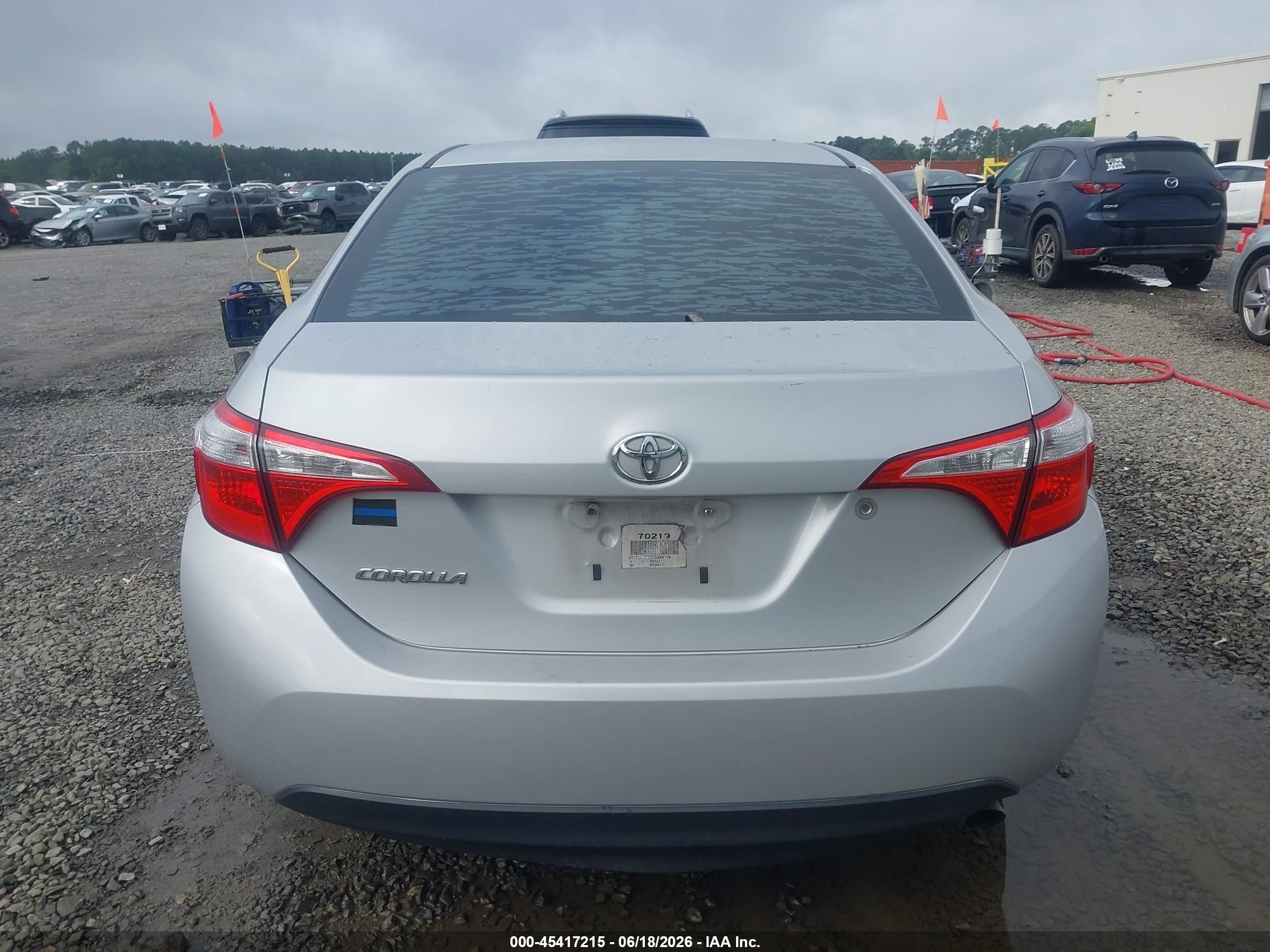 2015 Toyota Corolla L Silver vin: 2T1BURHE0FC255179