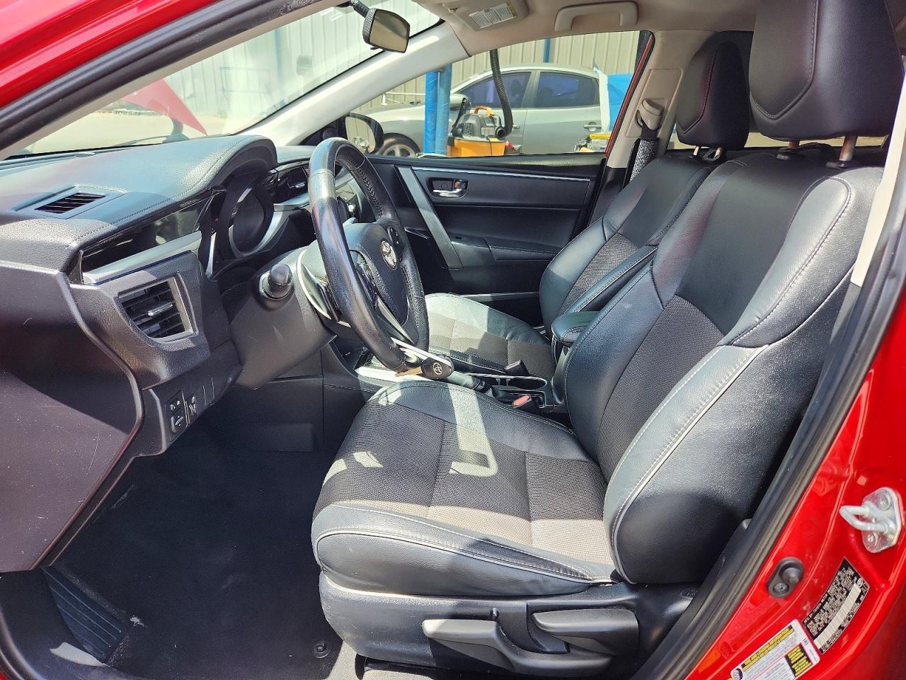2015 Toyota Corolla S Plus Red vin: 2T1BURHE0FC256042