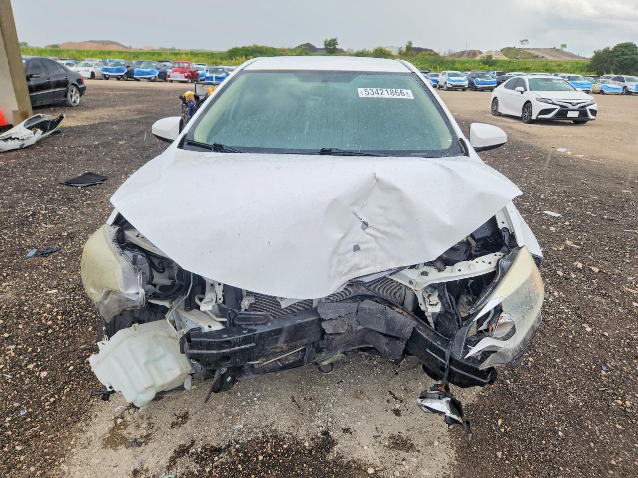 2015 Toyota Corolla Le White vin: 2T1BURHE0FC288053