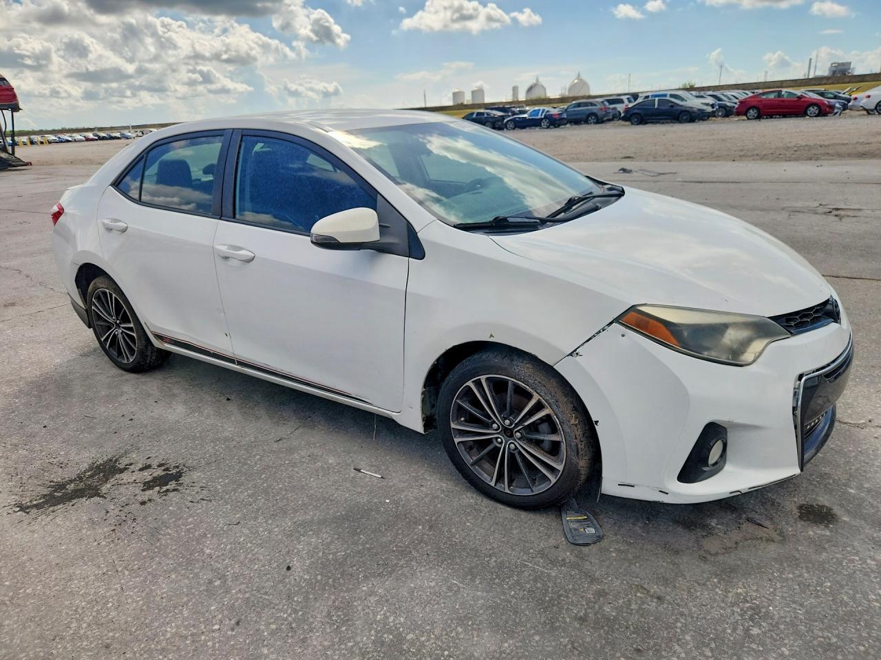 2015 Toyota Corolla S Plus White vin: 2T1BURHE0FC294936