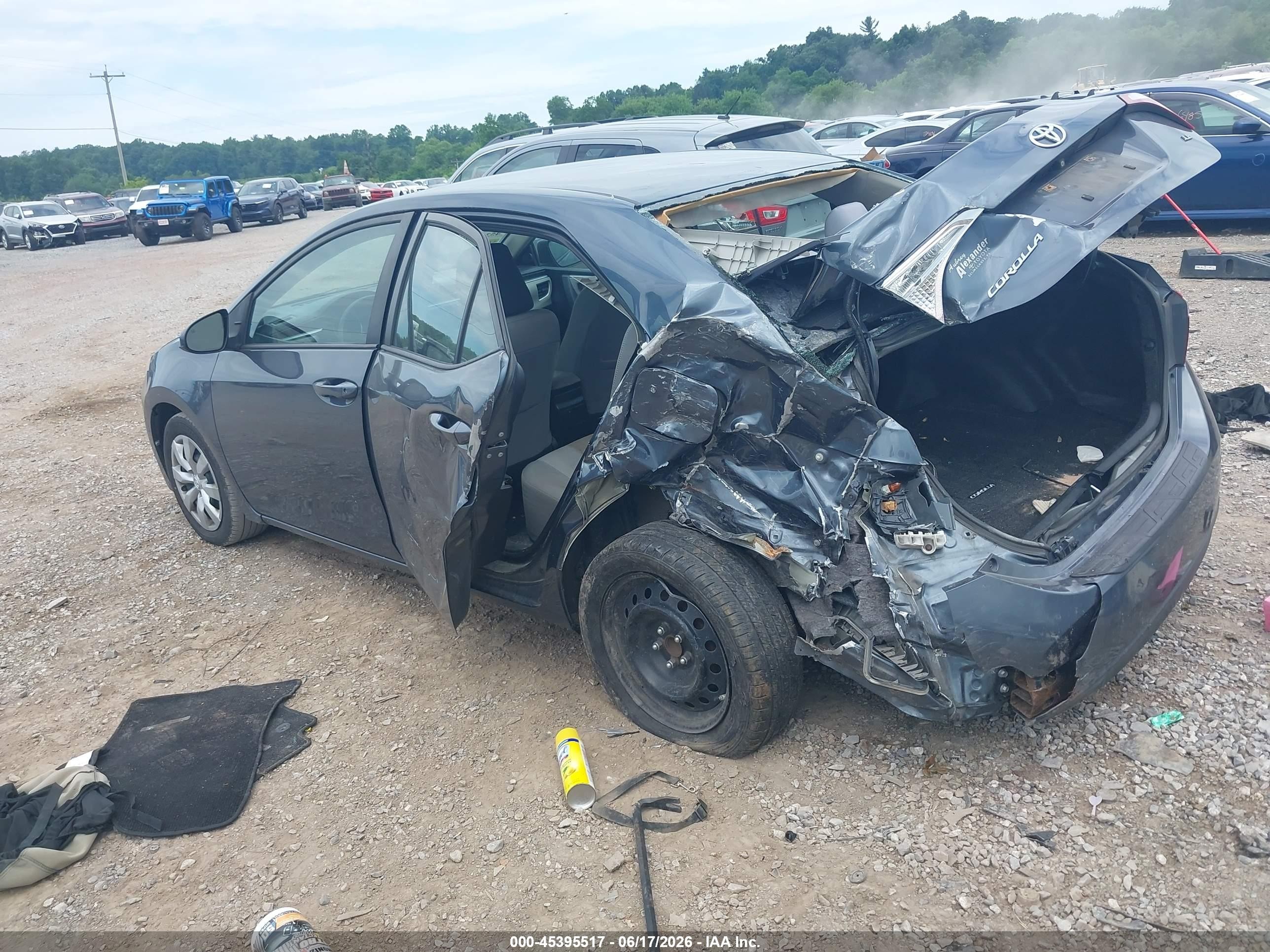 2015 Toyota Corolla Le Blue vin: 2T1BURHE0FC321200