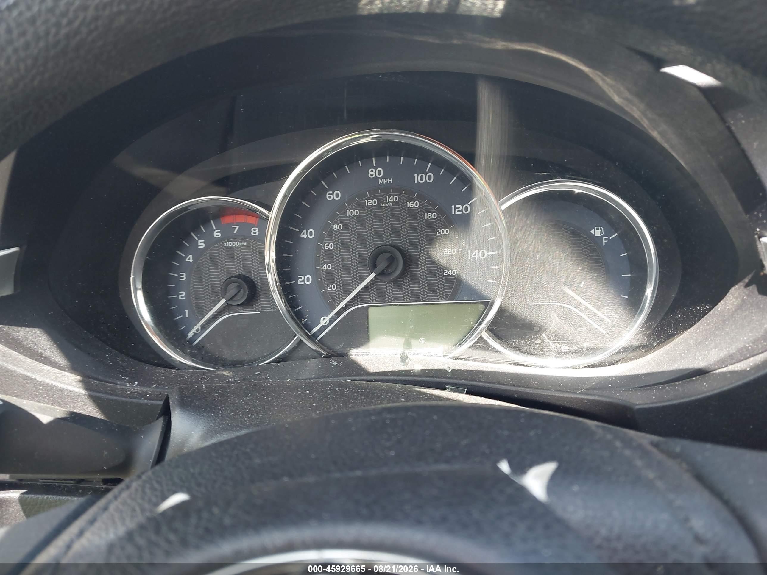 2015 Toyota Corolla Le Silver vin: 2T1BURHE0FC324548