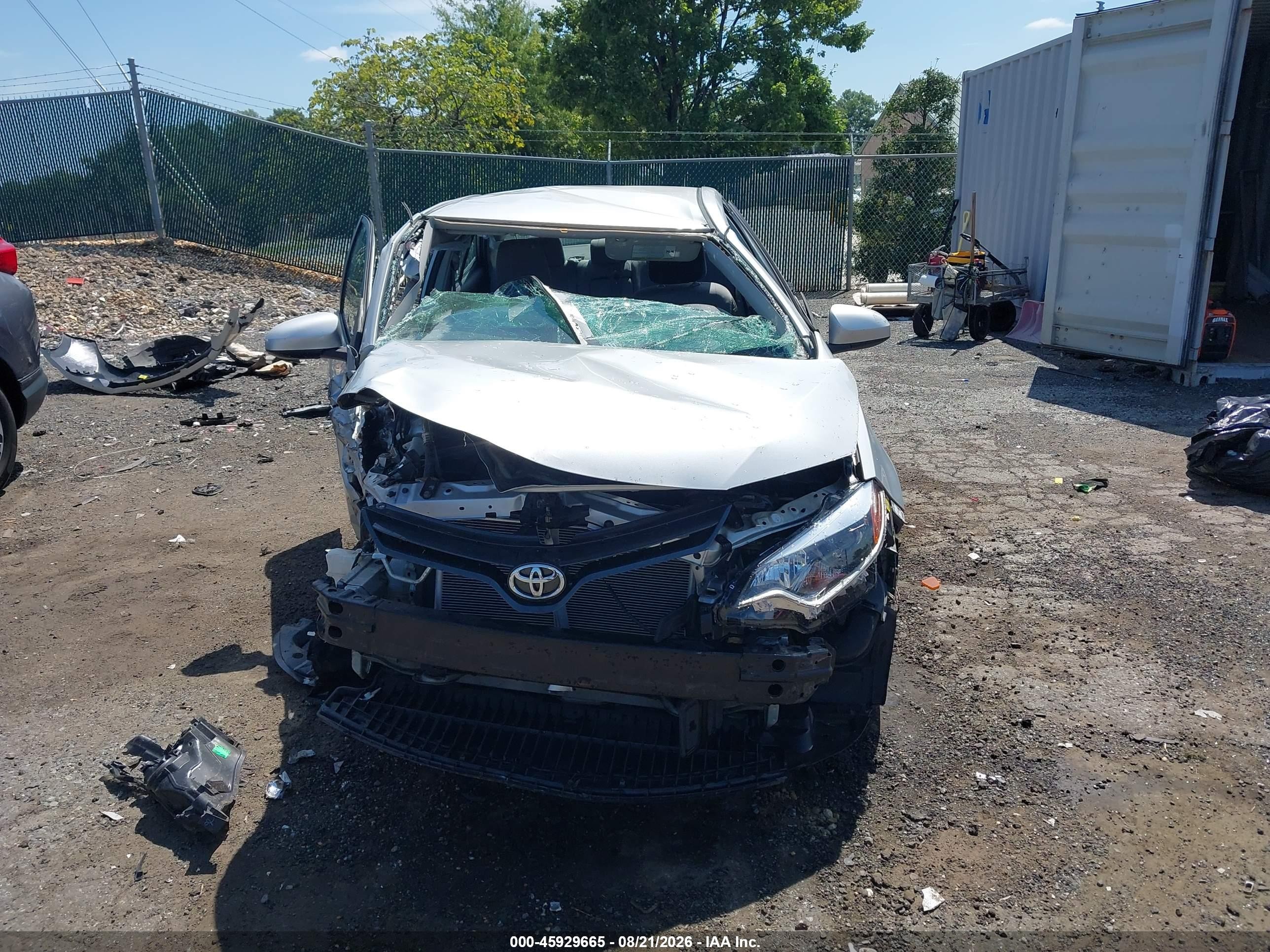 2015 Toyota Corolla Le Silver vin: 2T1BURHE0FC324548