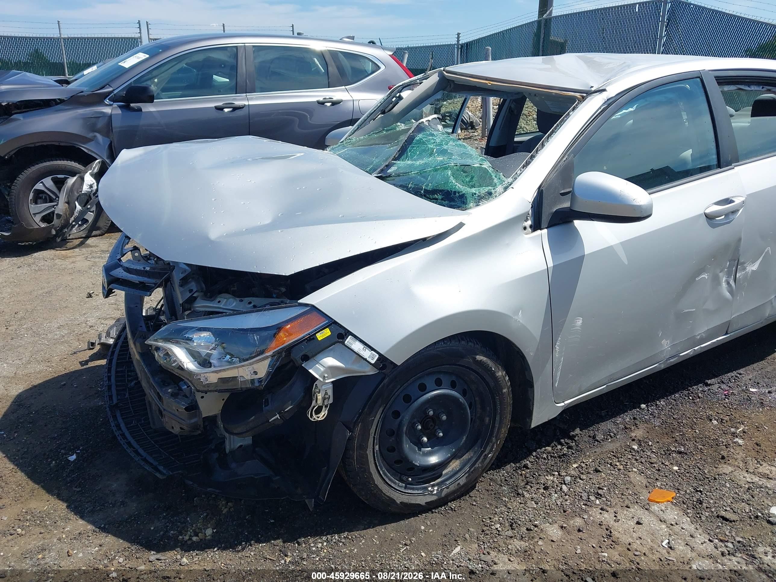 2015 Toyota Corolla Le Silver vin: 2T1BURHE0FC324548