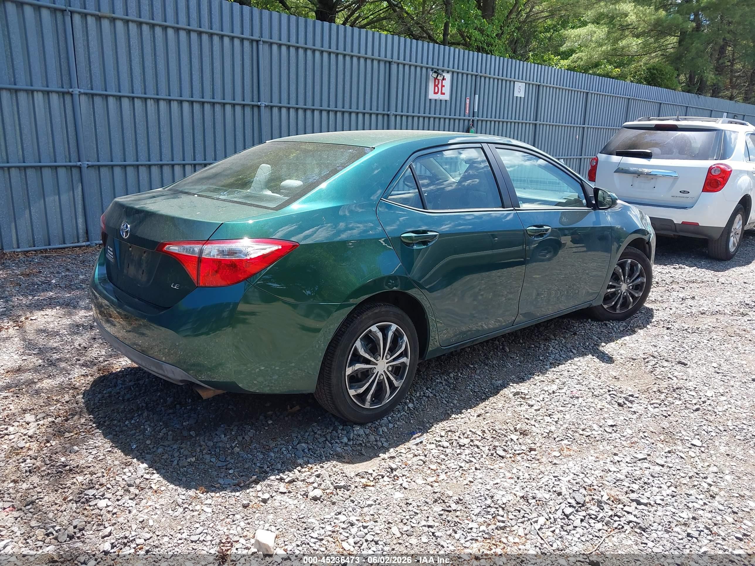 2015 Toyota Corolla Le Green vin: 2T1BURHE0FC336540