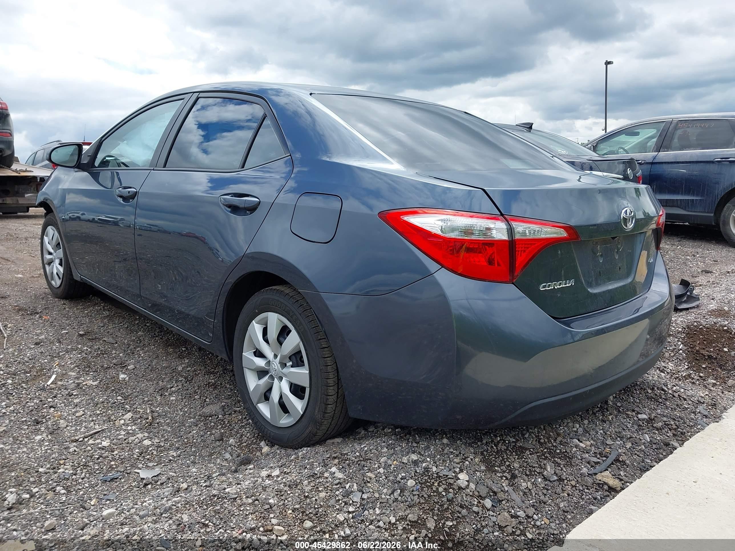 2015 Toyota Corolla Le Gray vin: 2T1BURHE0FC374267