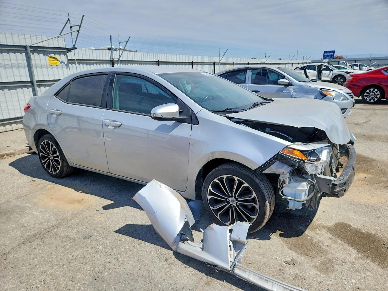 2015 Toyota Corolla S Plus Silver vin: 2T1BURHE0FC386838