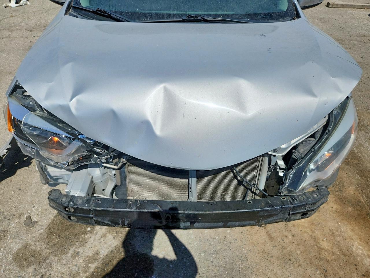2015 Toyota Corolla S Plus Silver vin: 2T1BURHE0FC386838