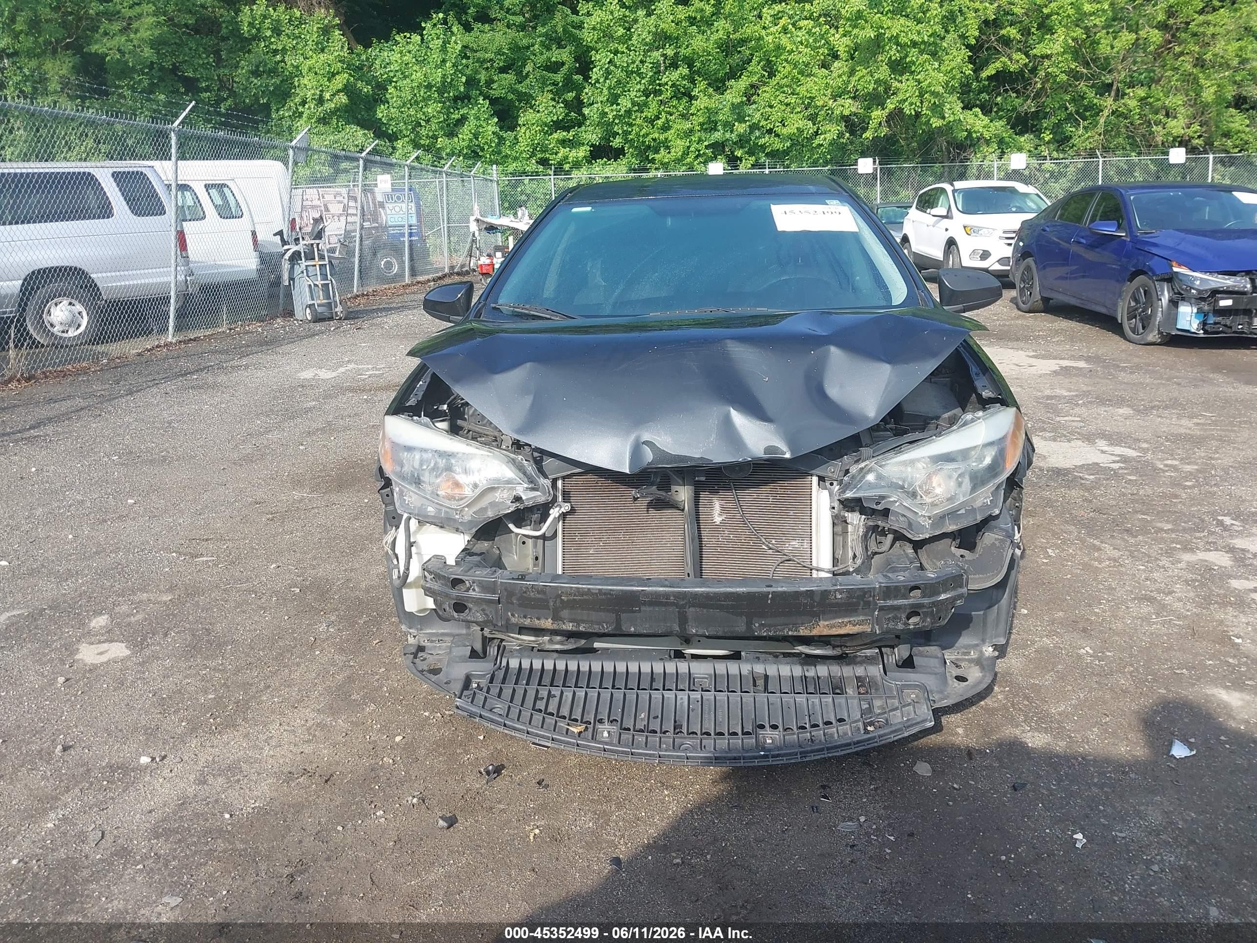 2015 Toyota Corolla Le Black vin: 2T1BURHE0FC388346