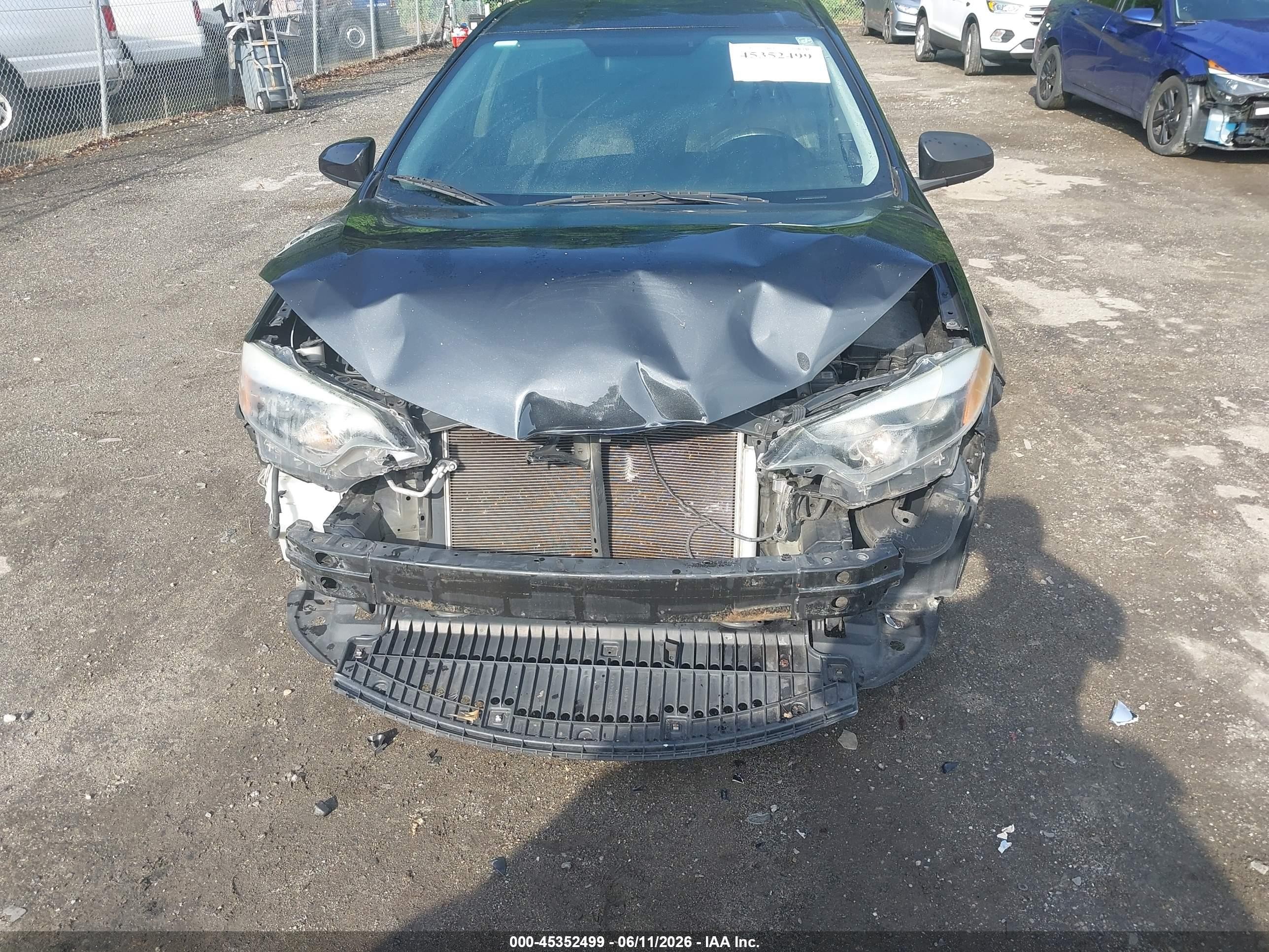 2015 Toyota Corolla Le Black vin: 2T1BURHE0FC388346