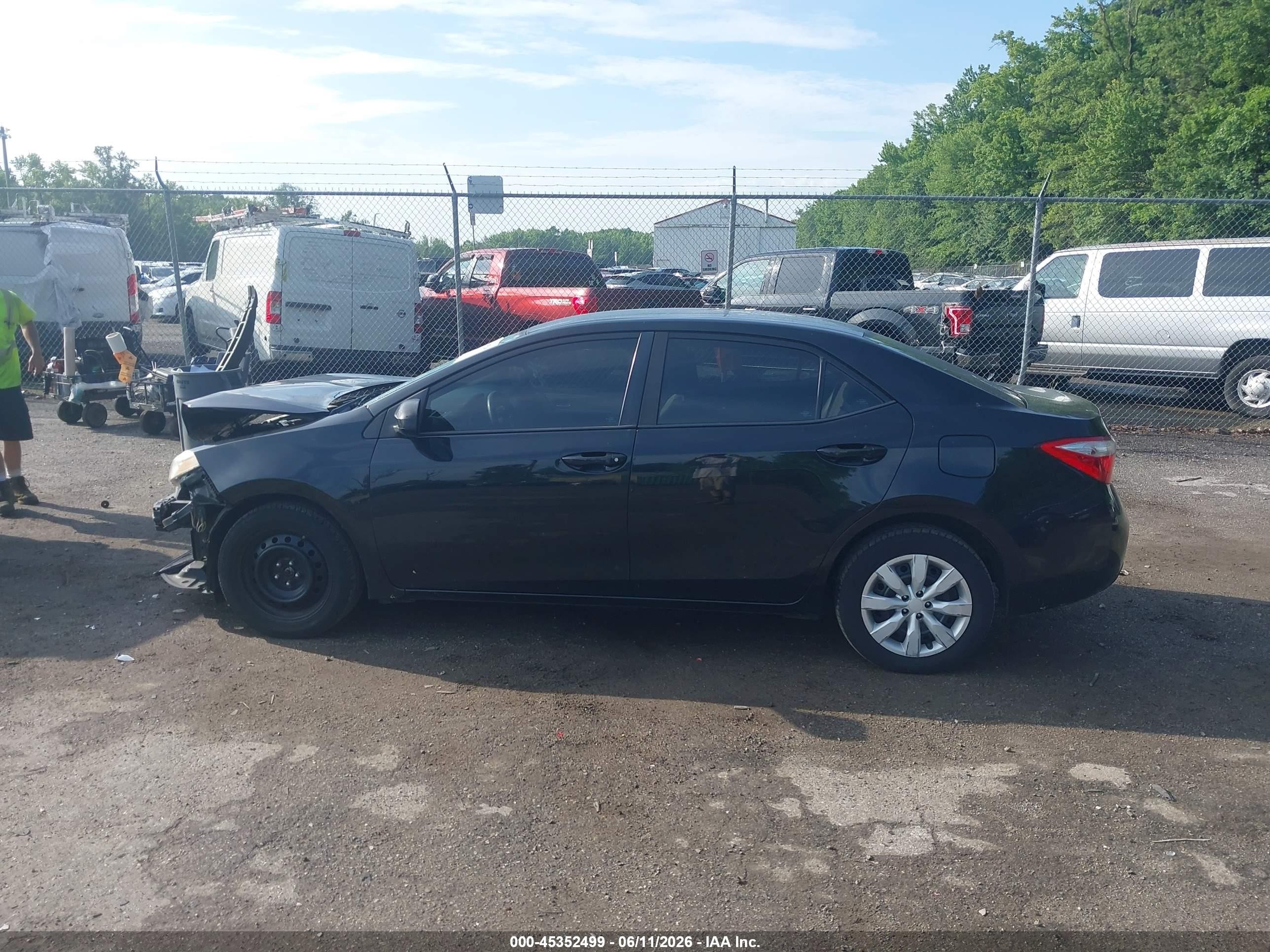 2015 Toyota Corolla Le Black vin: 2T1BURHE0FC388346