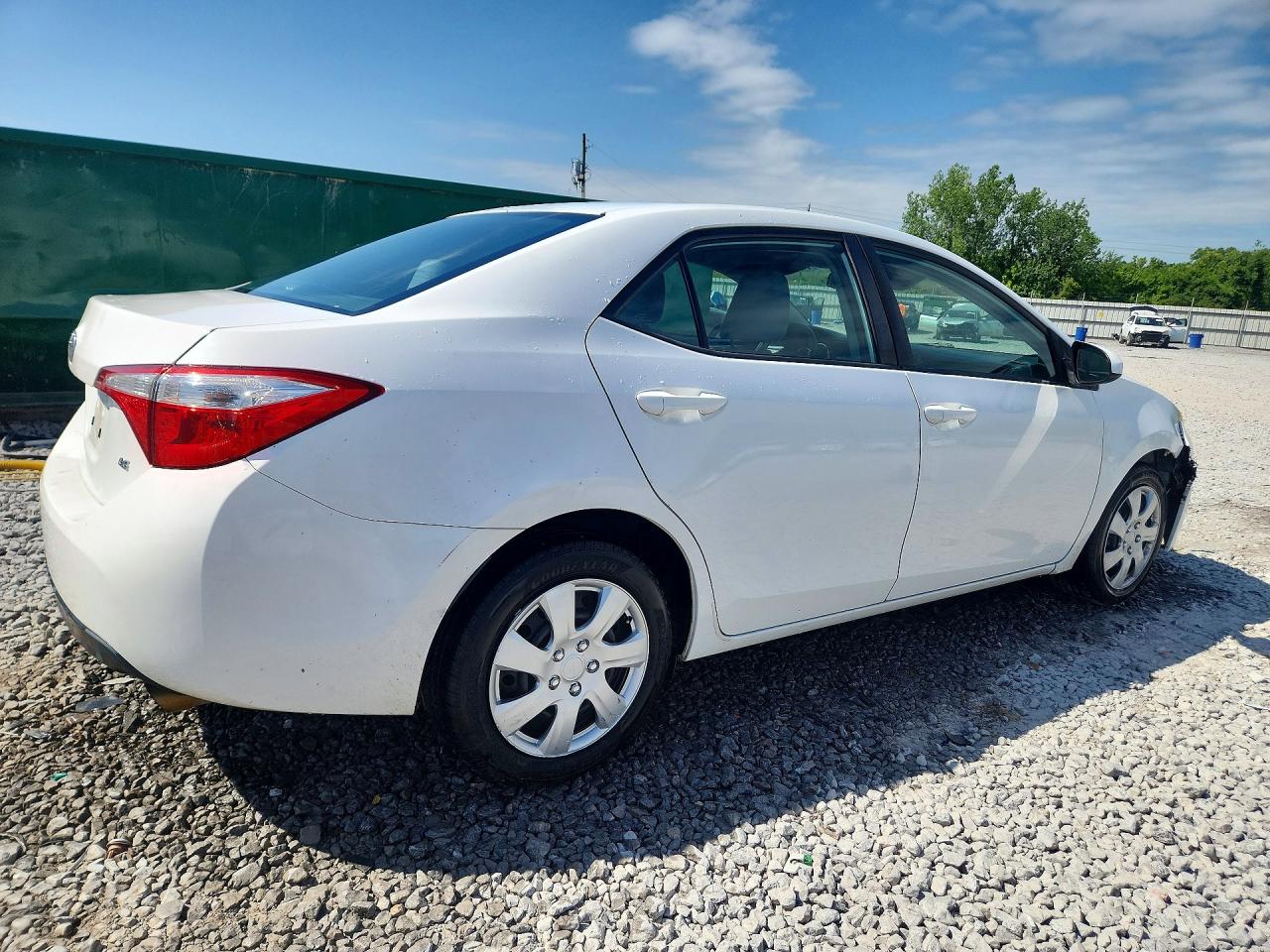 2015 Toyota Corolla Le White vin: 2T1BURHE0FC389058