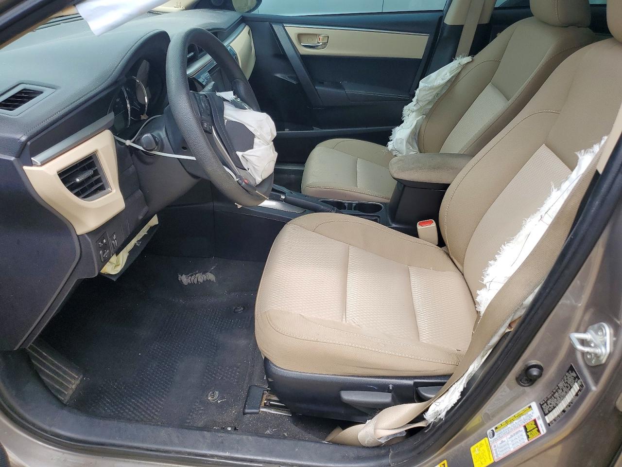 2015 Toyota Corilla Silver vin: 2T1BURHE0FC402343