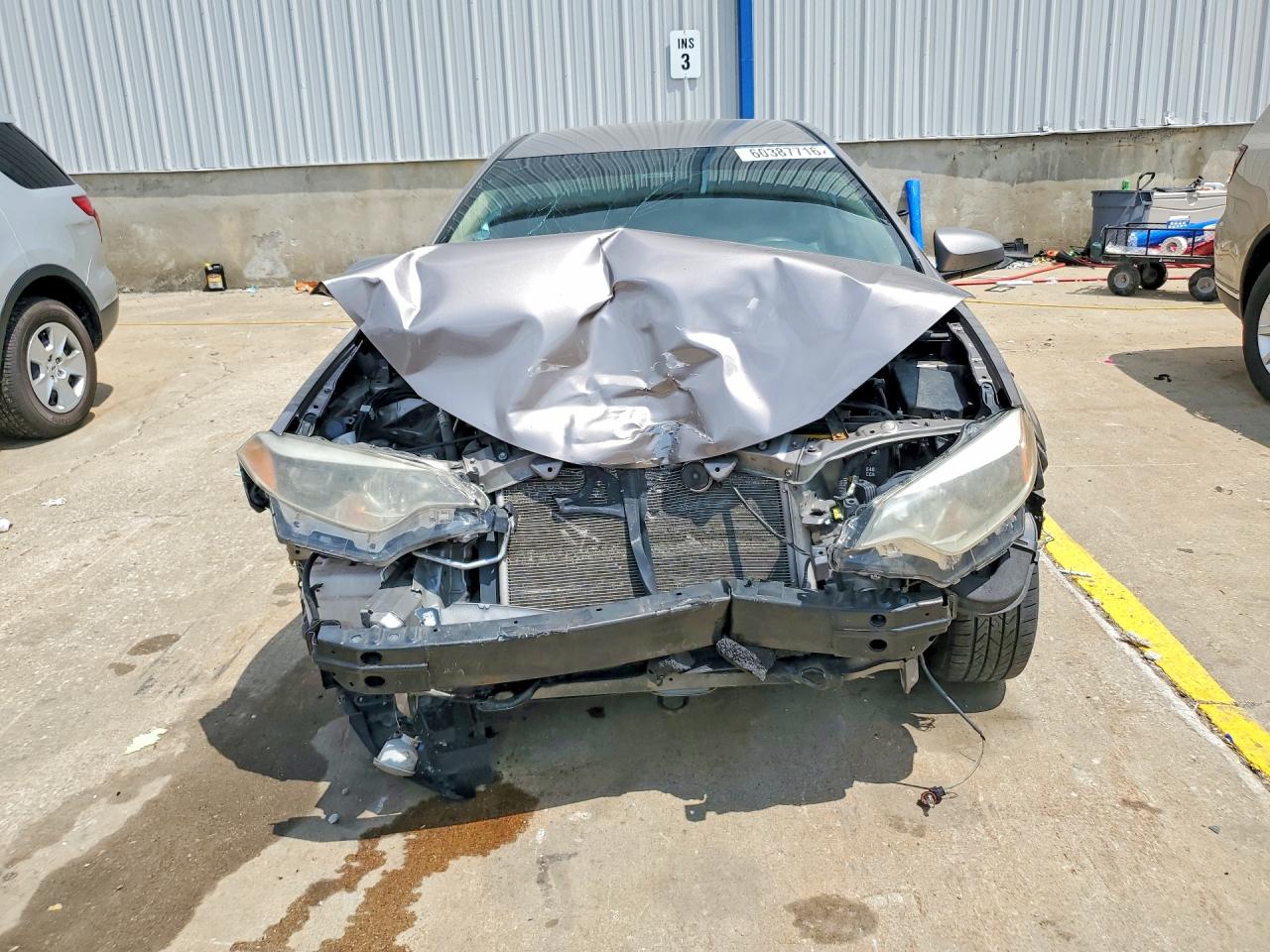 2015 Toyota Corilla Silver vin: 2T1BURHE0FC402343