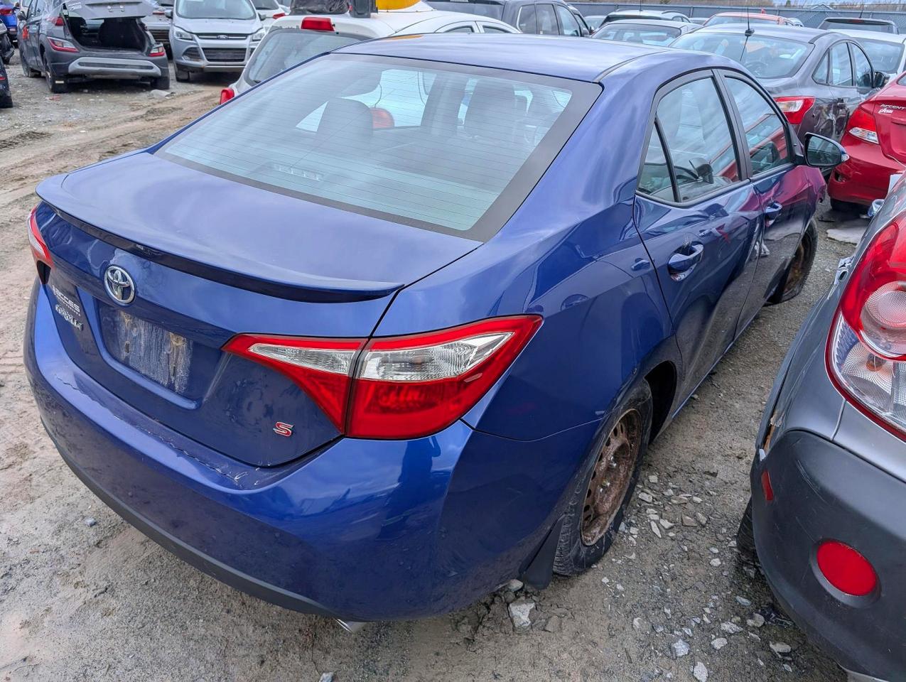 2015 Toyota Corolla L Blue vin: 2T1BURHE0FC402875