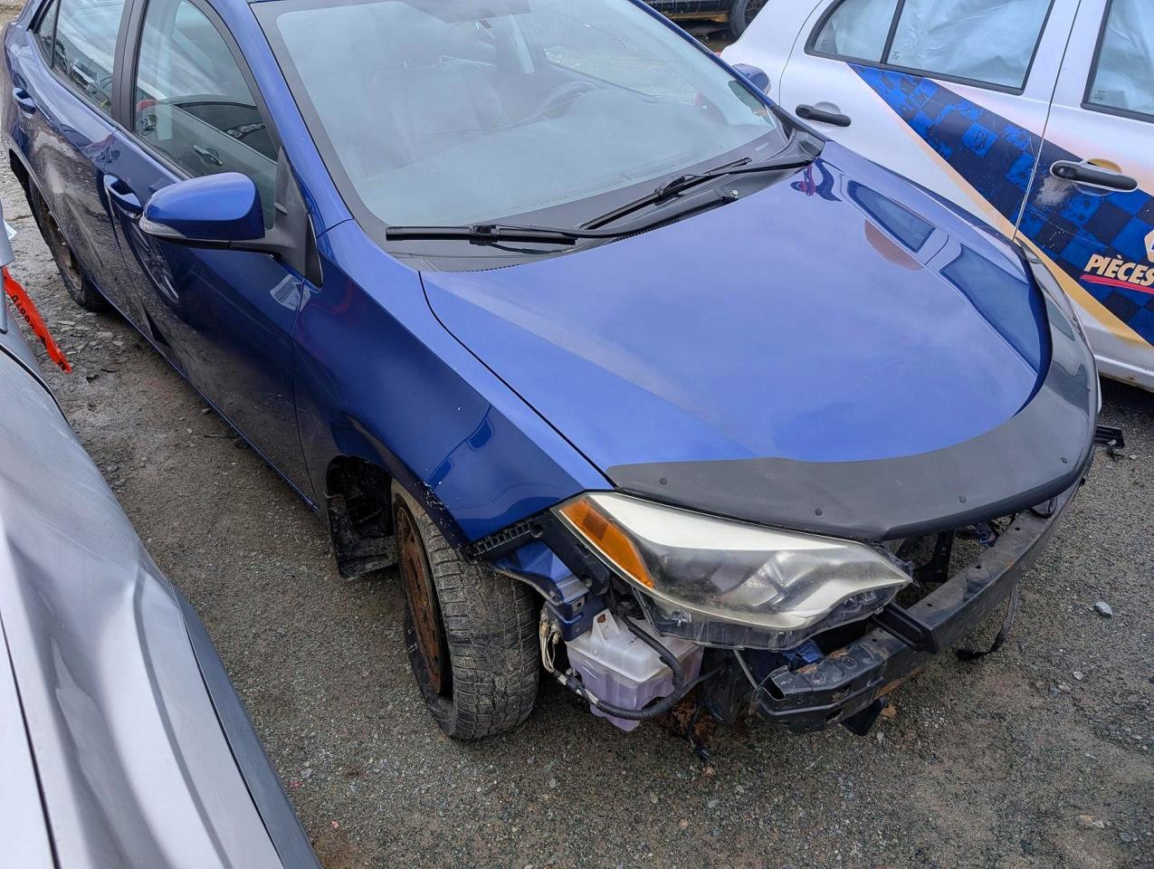 2015 Toyota Corolla L Blue vin: 2T1BURHE0FC402875