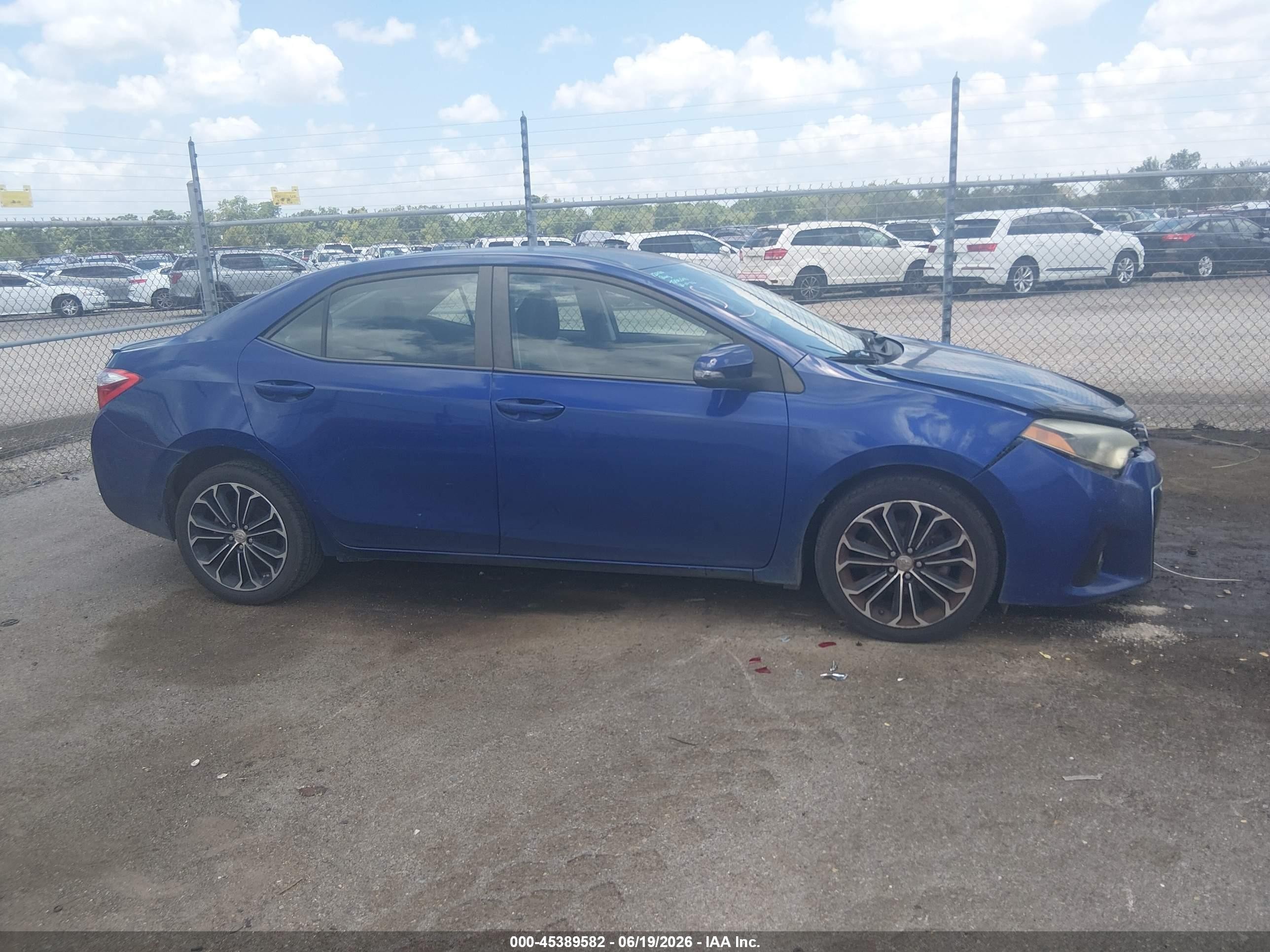 2015 Toyota Corolla S Plus Blue vin: 2T1BURHE0FC406070