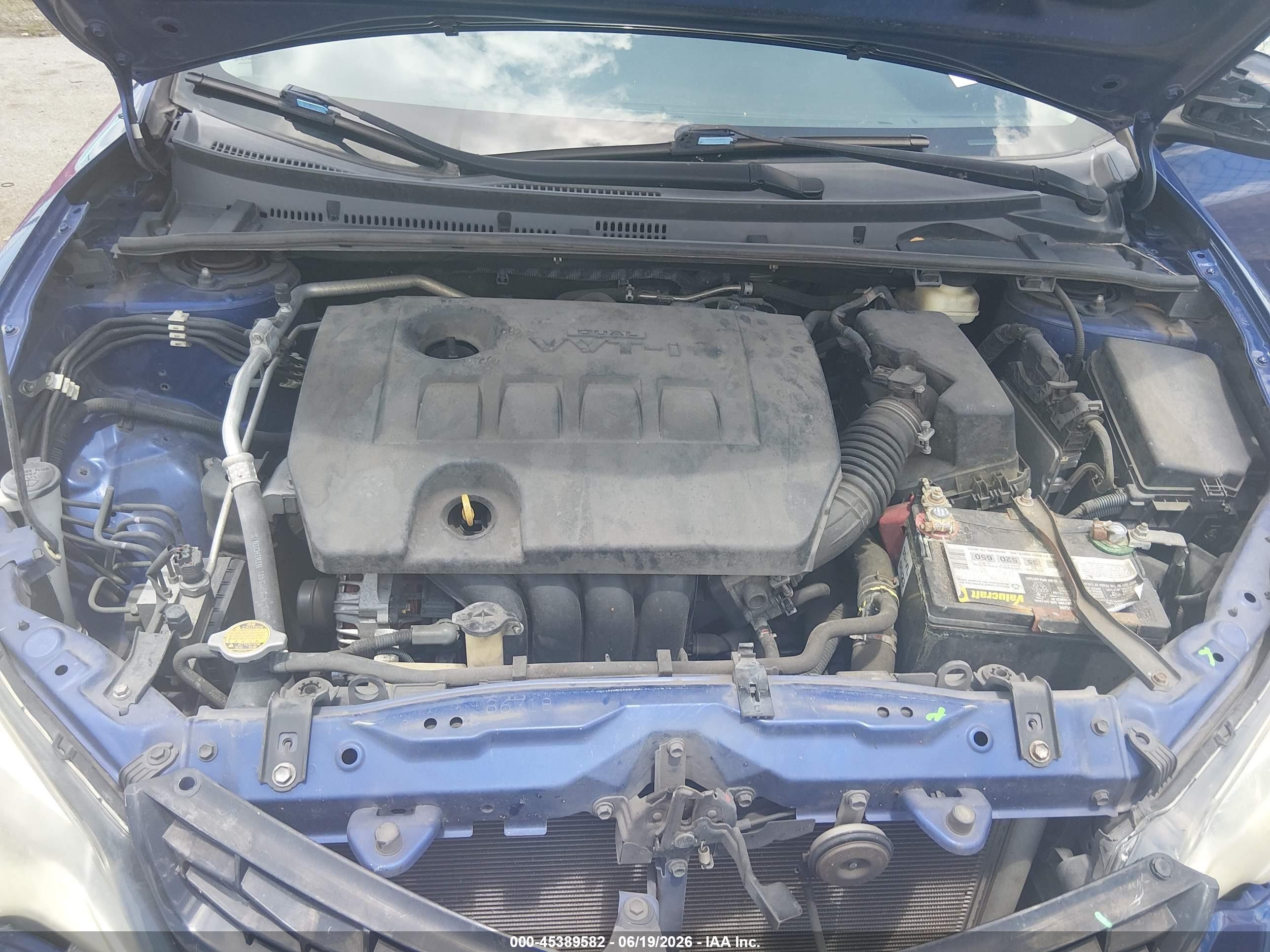 2015 Toyota Corolla S Plus Blue vin: 2T1BURHE0FC406070