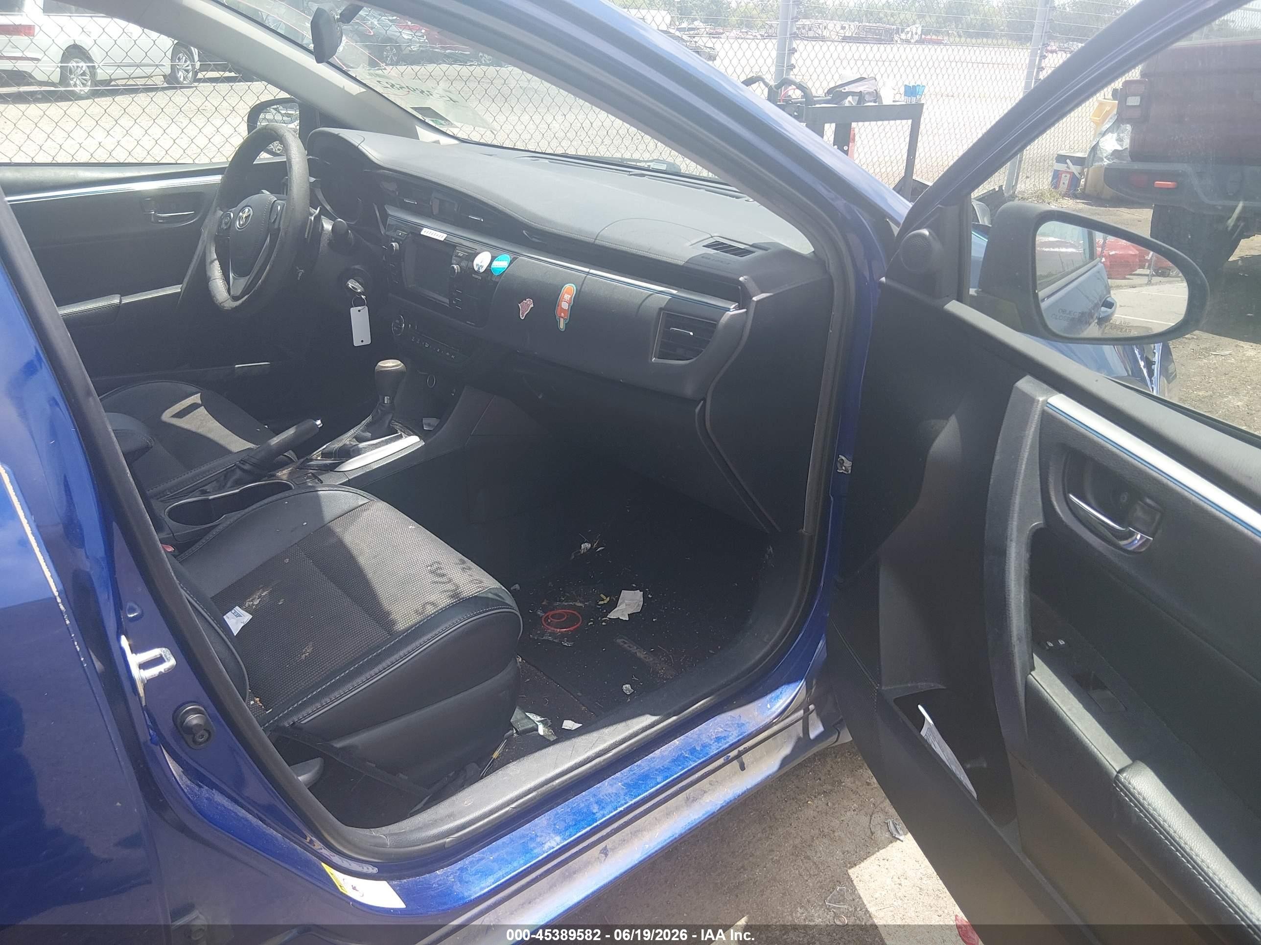 2015 Toyota Corolla S Plus Blue vin: 2T1BURHE0FC406070